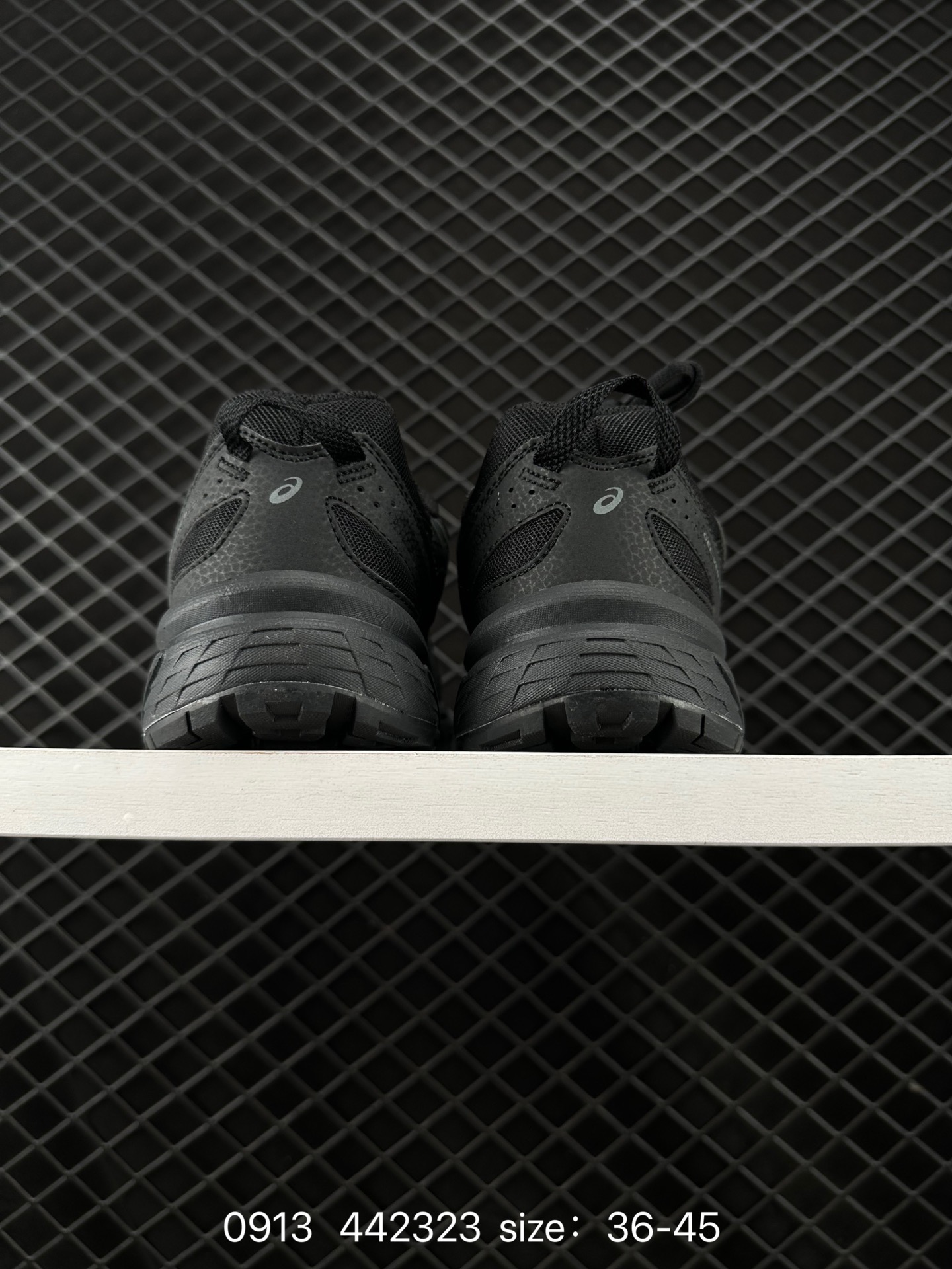 ASICS  Gel-Venture 6