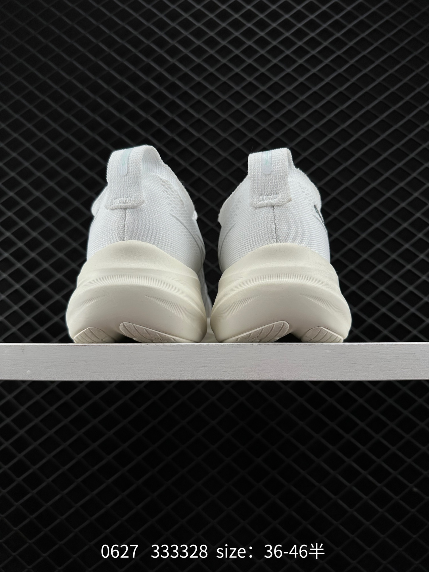 Asics  GEL-NIMBUS 26