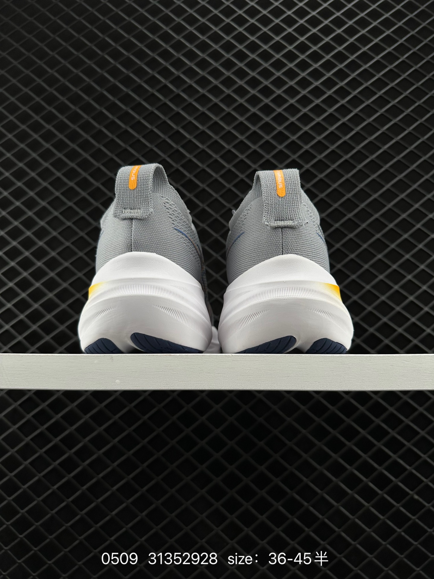 Asics  GEL-NIMBUS 26