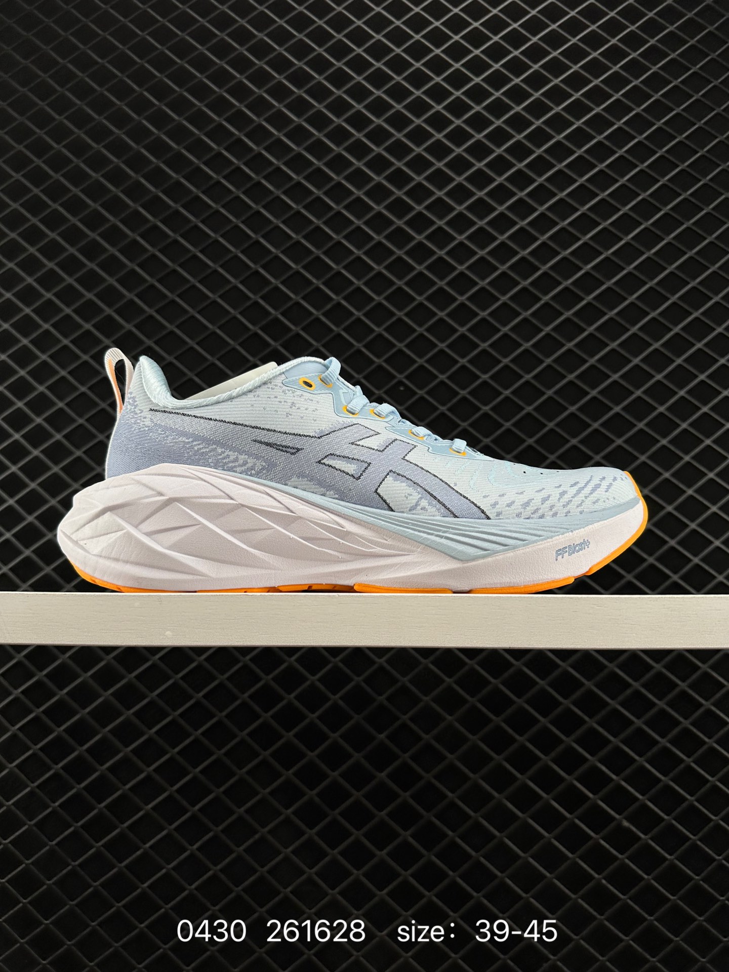 Asics  2024  ASICS NOVABLAST 4