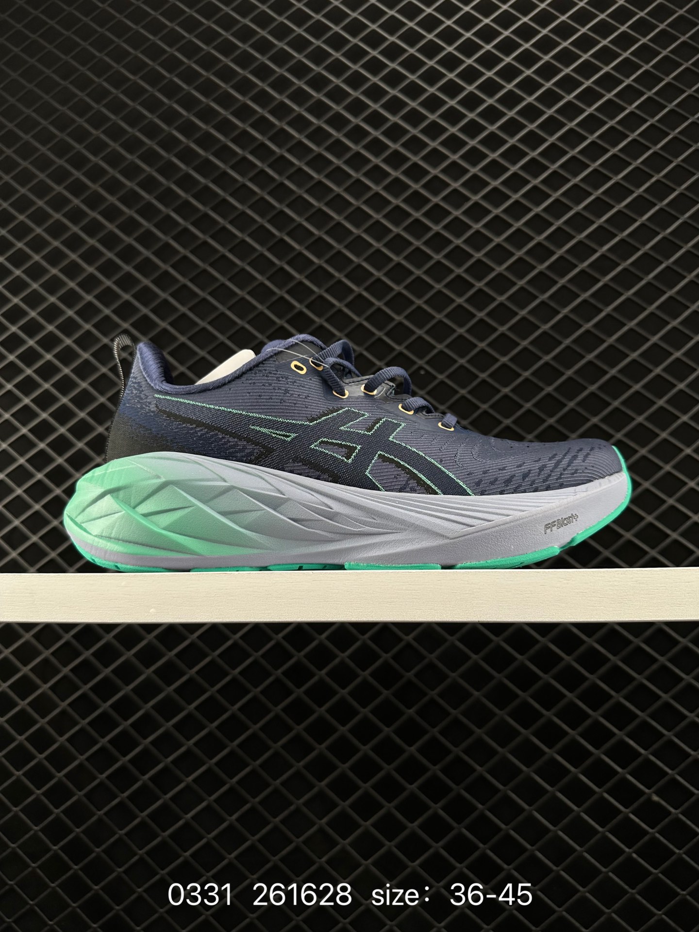 Asics  2024  ASICS NOVABLAST 4