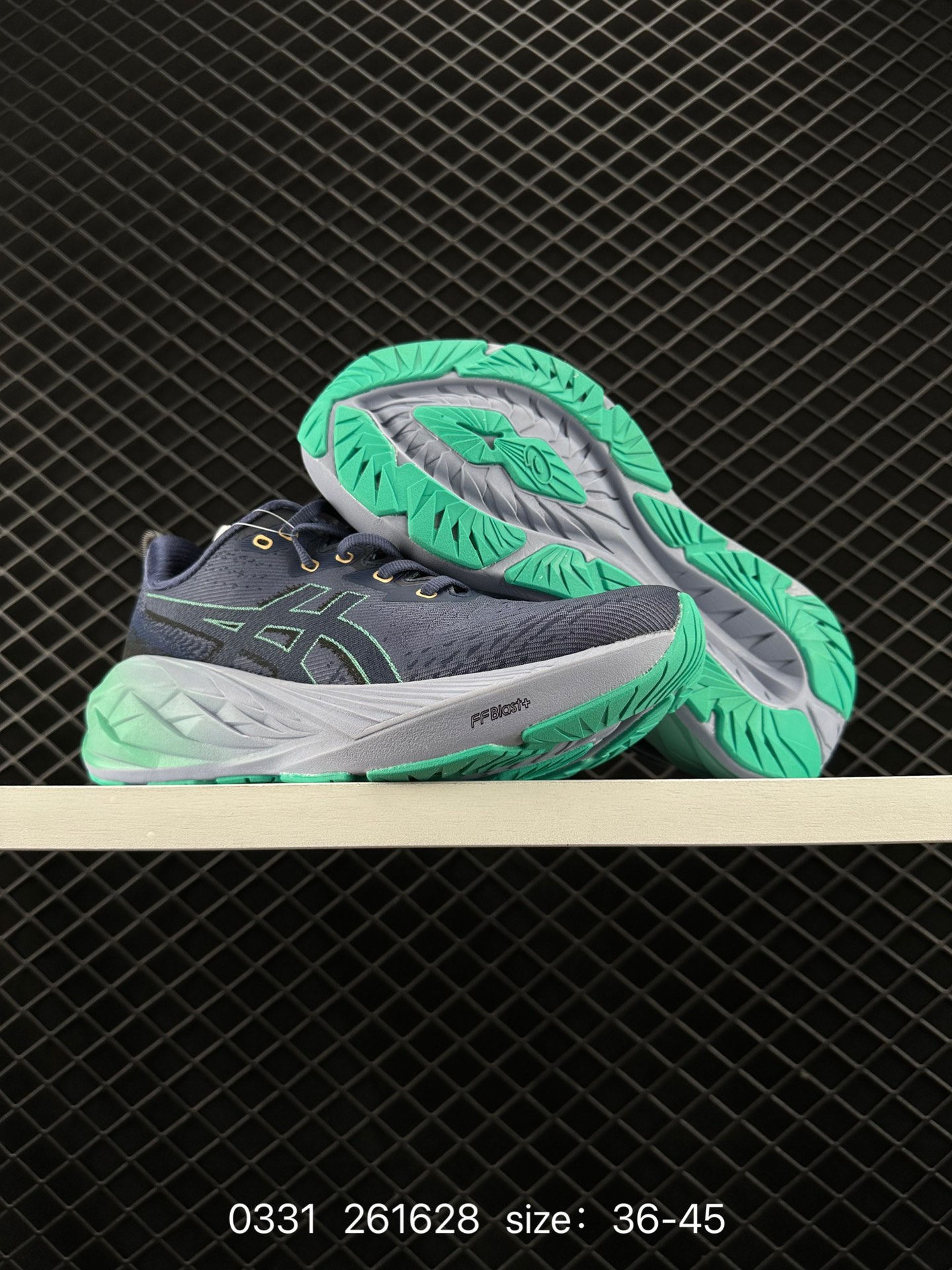 Asics  2024  ASICS NOVABLAST 4