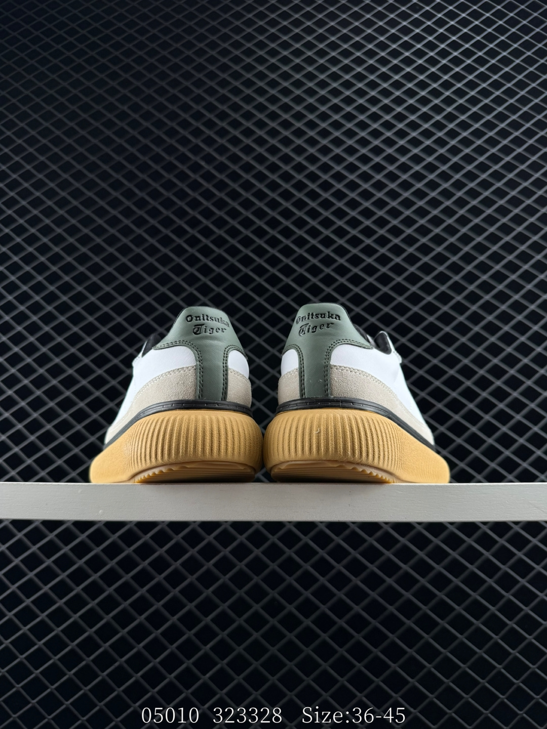 Asics  Onitsuka Tiger  Delecity