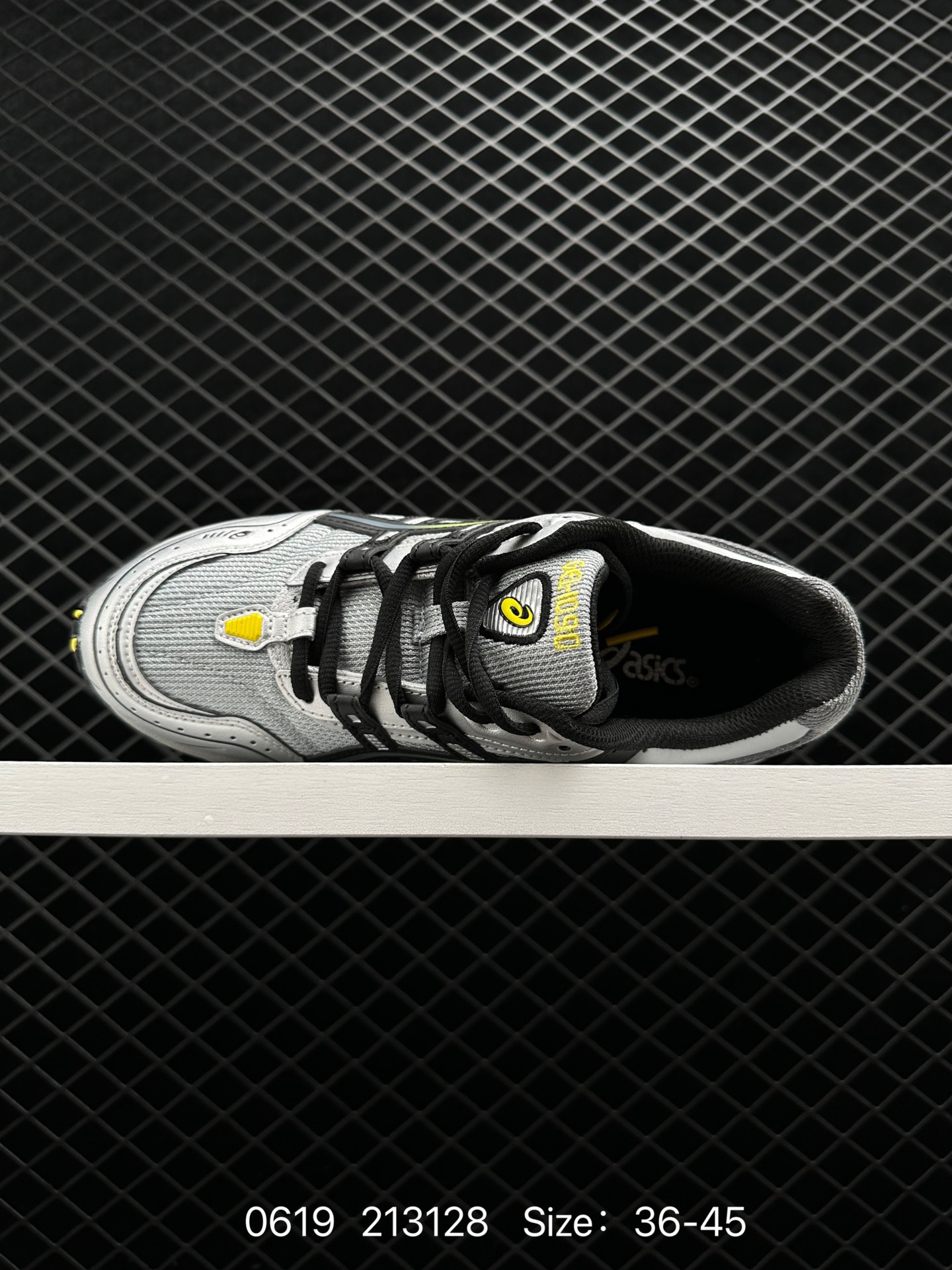 ASICS Tiger GEL-1090V2