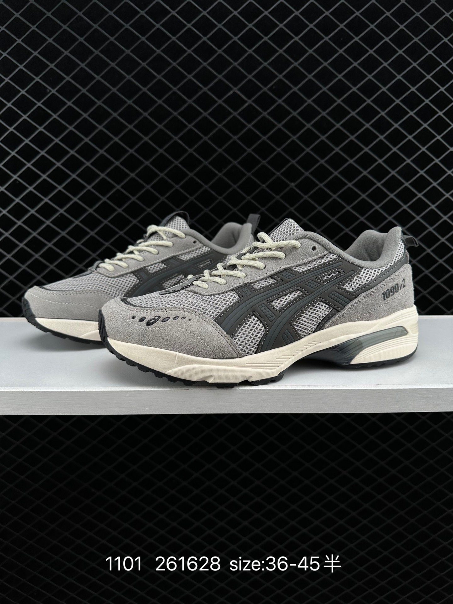 ASICS Tiger GEL-1090V2