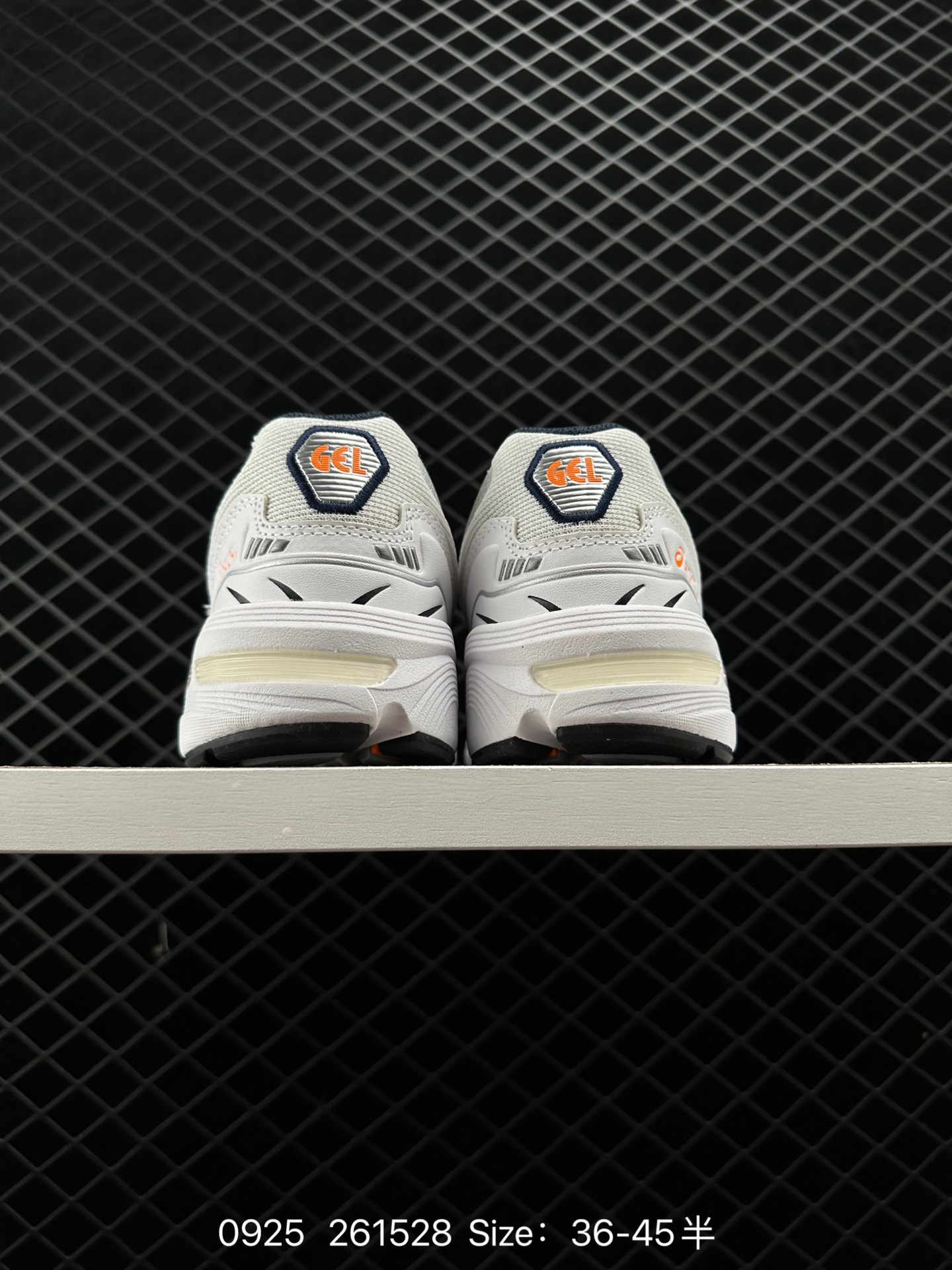 ASICS Tiger GEL-1090