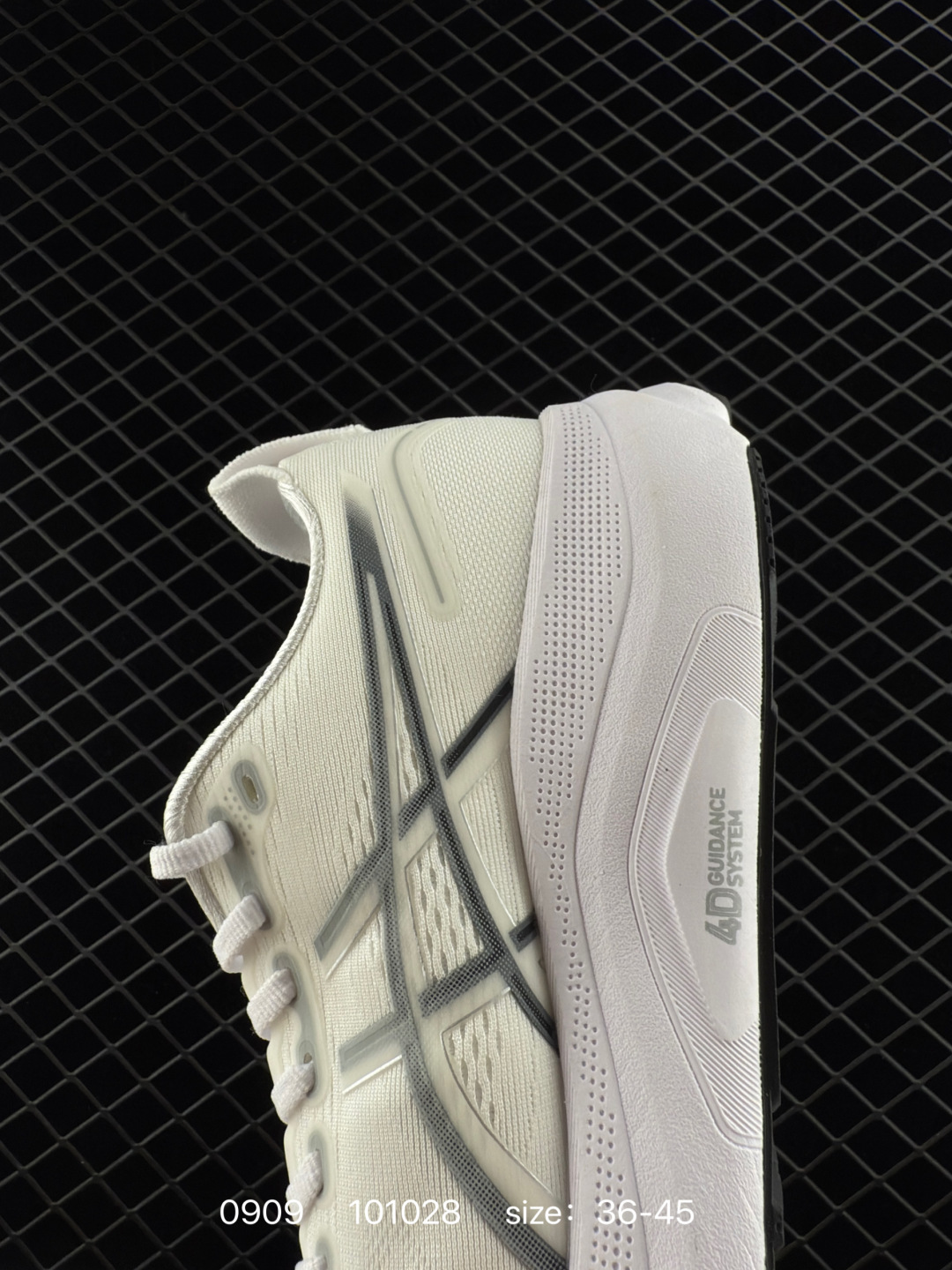 ASICS GEL-KAYANO 32   PLATINUM