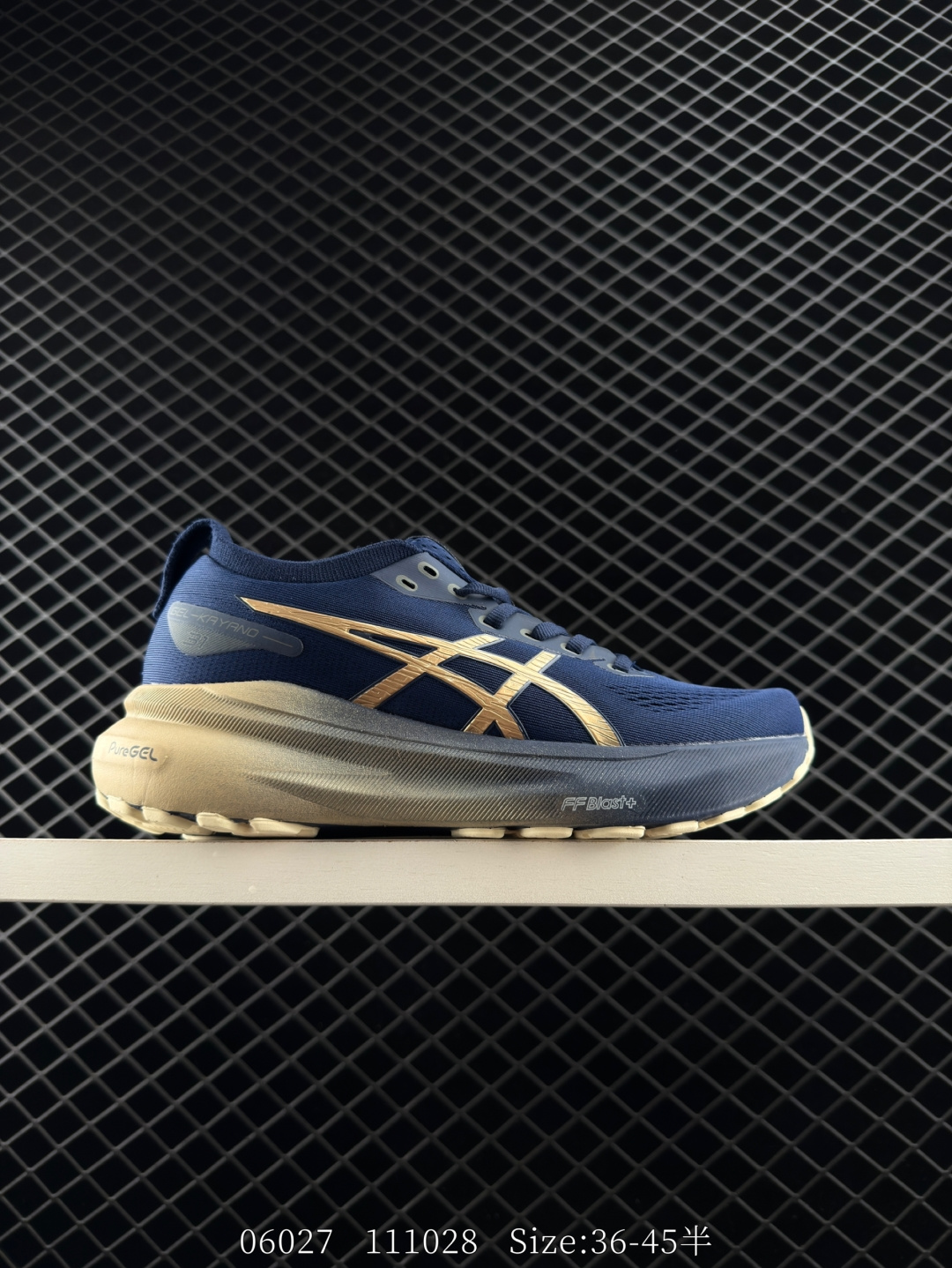 ASICS  GEL-KAYANO 31 PLATINUM