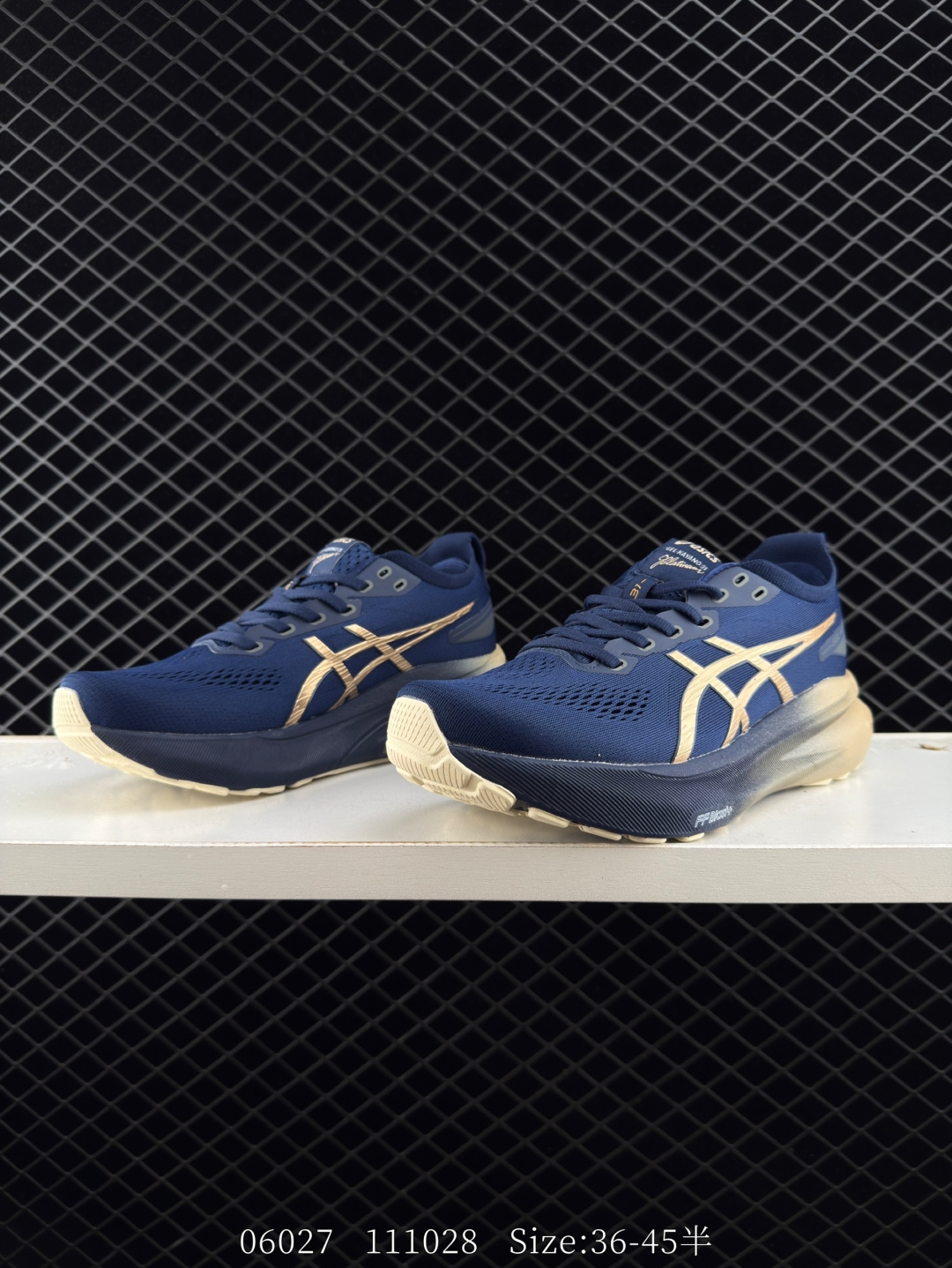 ASICS  GEL-KAYANO 31 PLATINUM