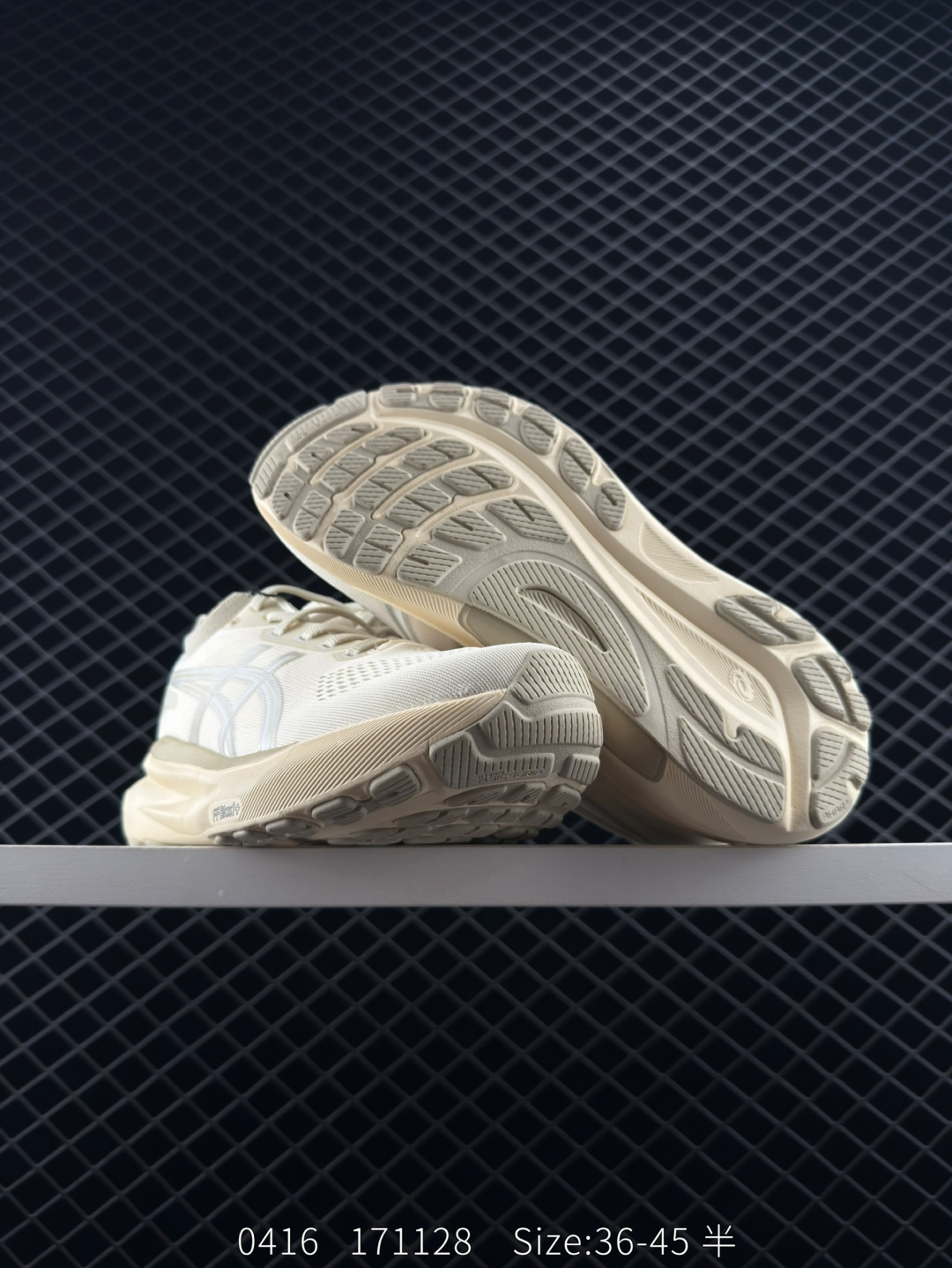 ASICS  GEL-KAYANO 31 PLATINUM