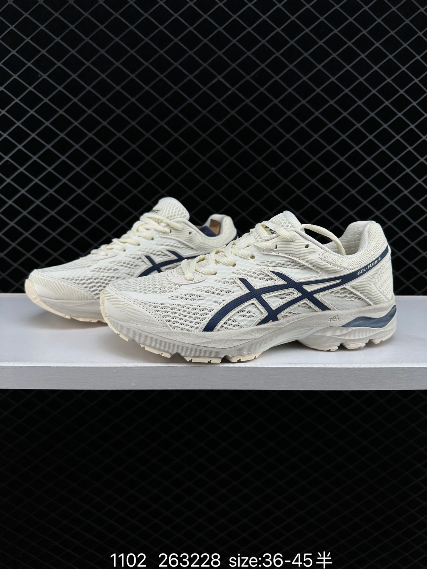 Asics Gel-Flux 4