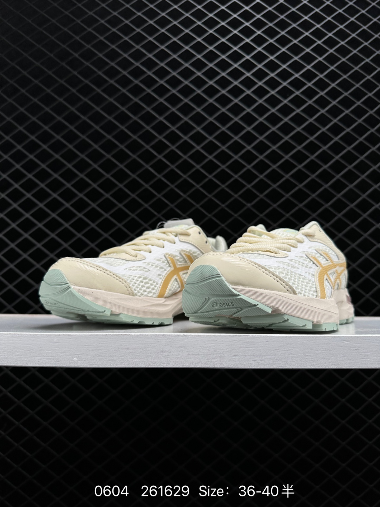 ASICS   2022 GEL-CONTEND 4