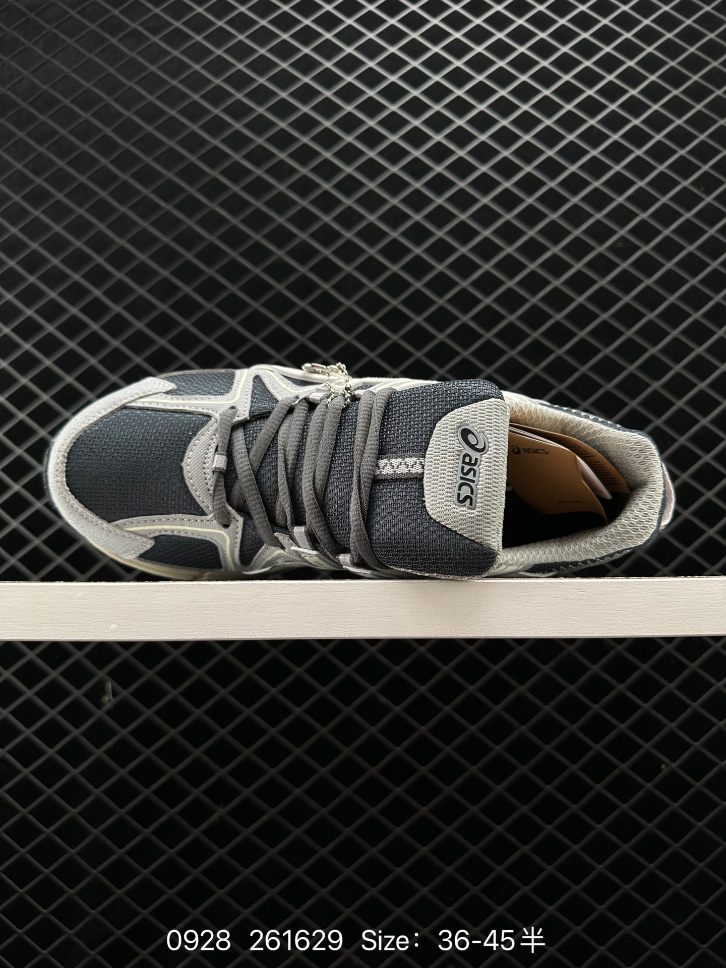 ASICS   GEL-KAHANA 8