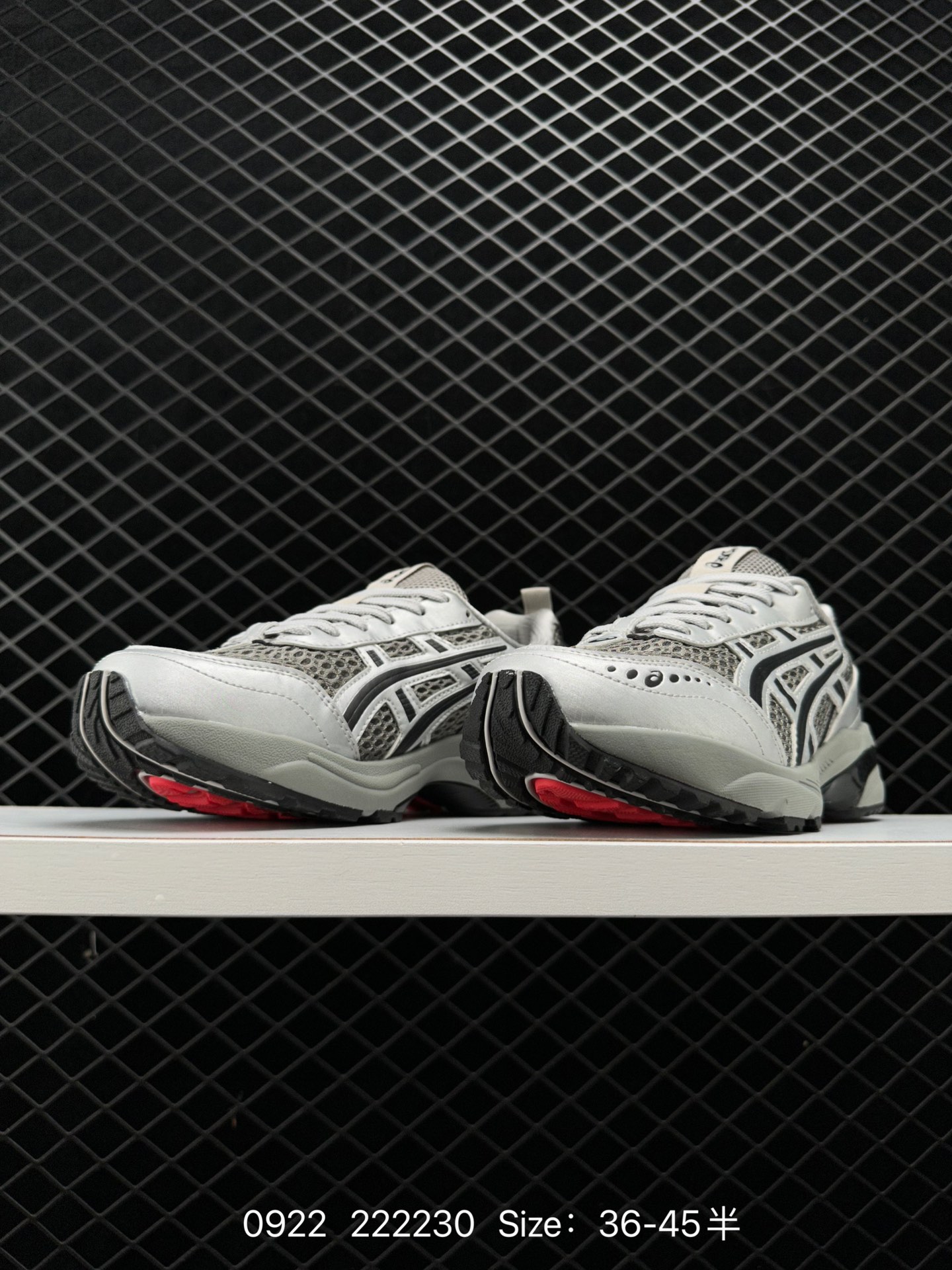 ASICS Tiger GEL-1090V2