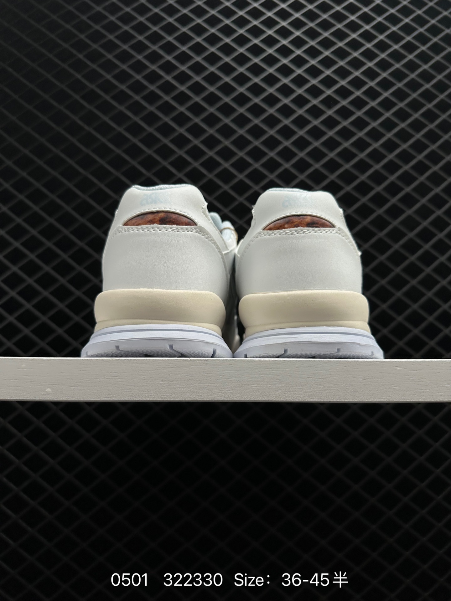 ASICS GEL-SPOTLYTE Low V2