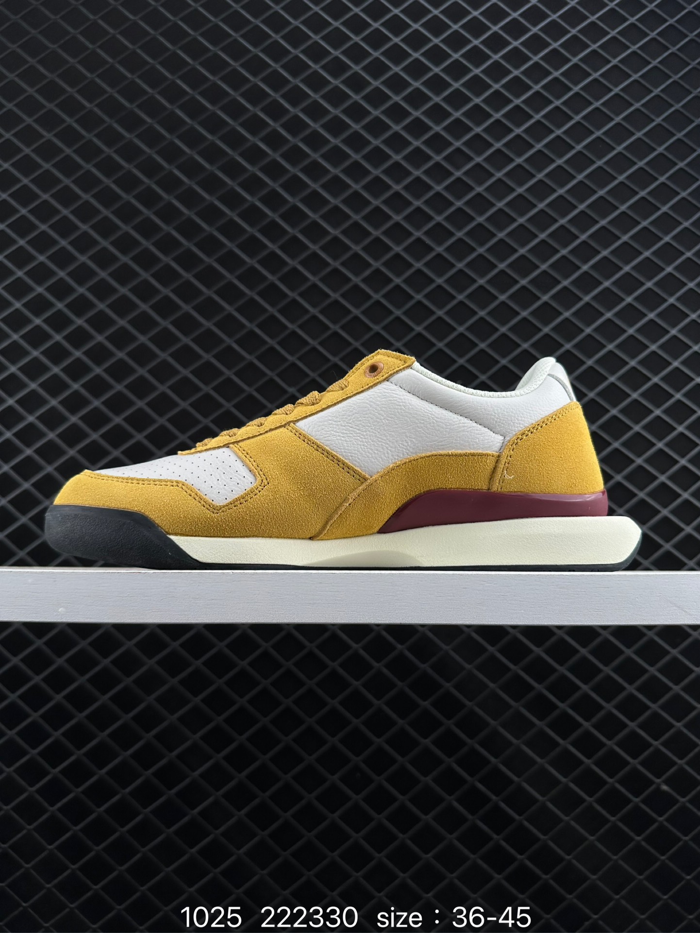 Asics Onitsuka Tiger Ultimate 81 EX