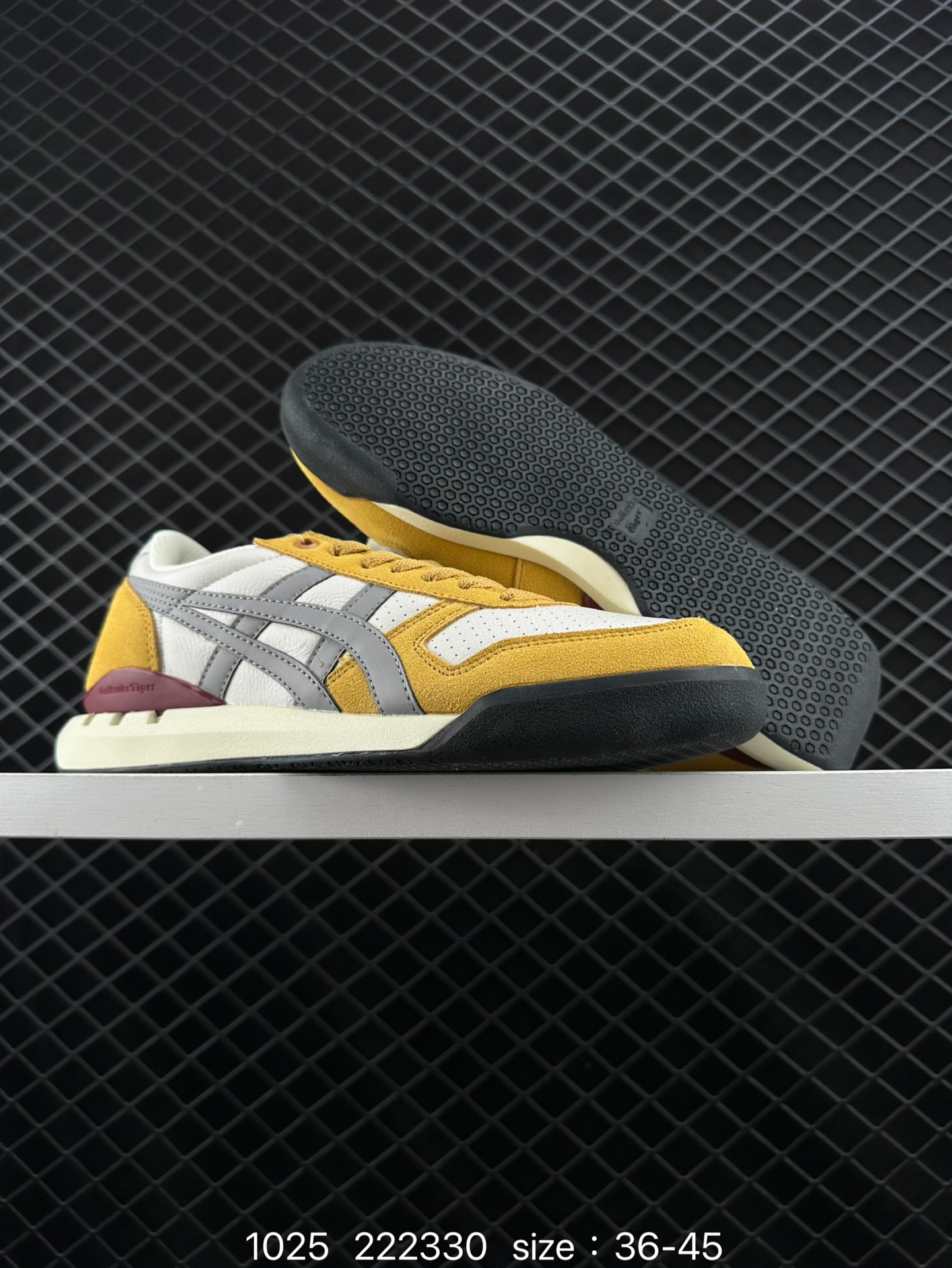 Asics Onitsuka Tiger Ultimate 81 EX