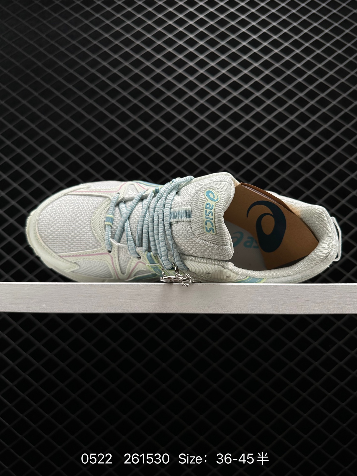 Asics   CEL-Kahana 8