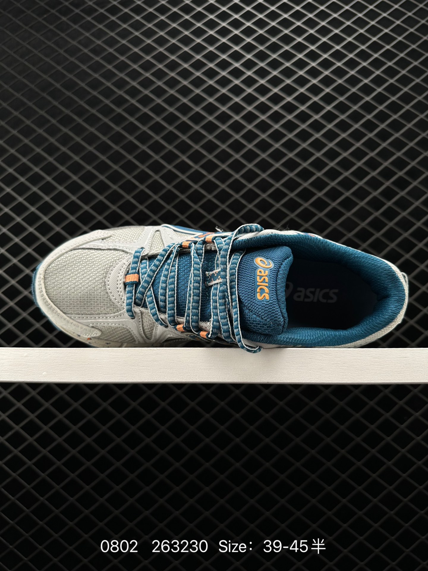 ASICS   GEL-KAHANA 8