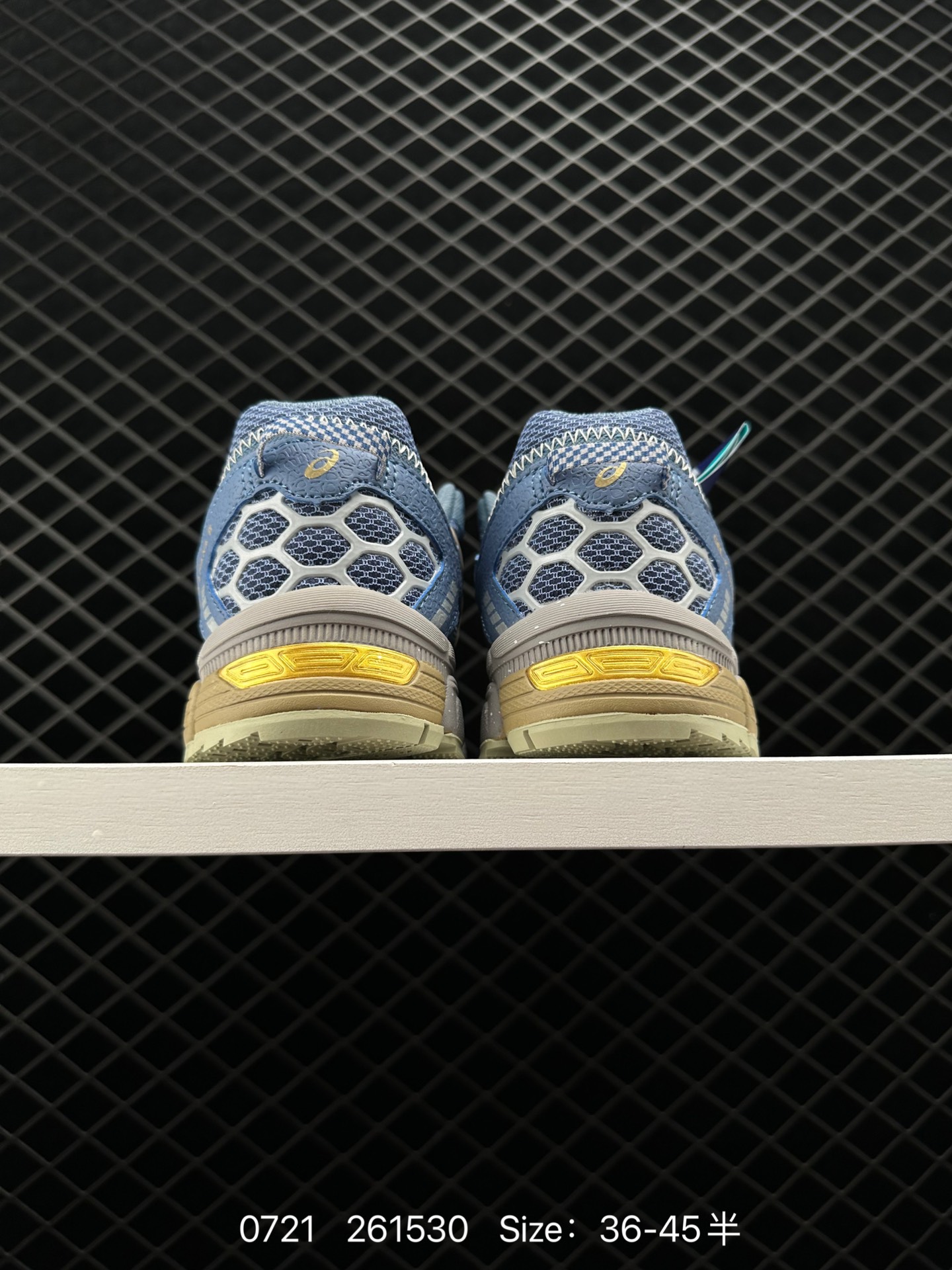 ASICS   GEL-KAHANA 8