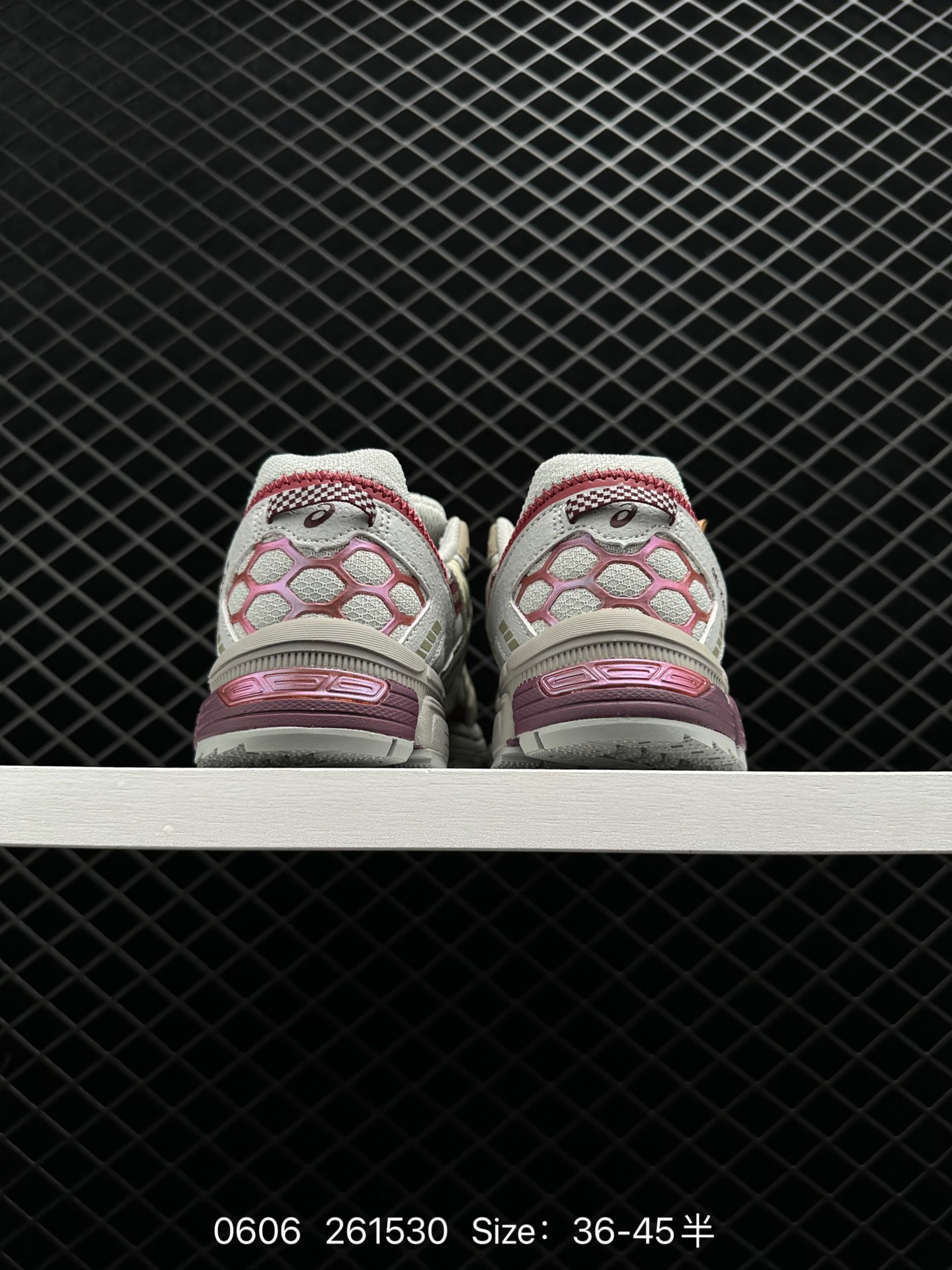 ASICS   GEL-KAHANA 8