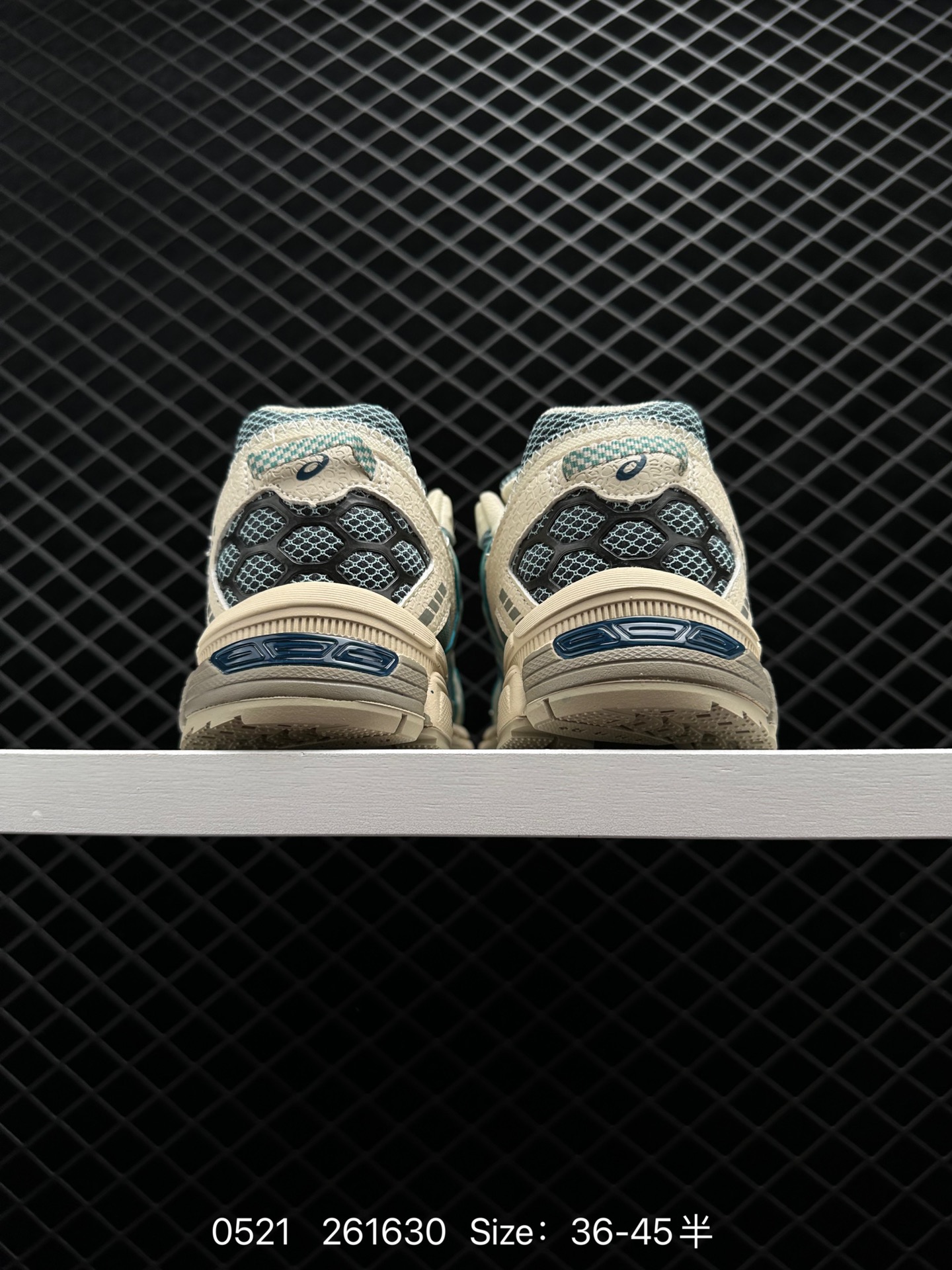 ASICS   GEL-KAHANA 8