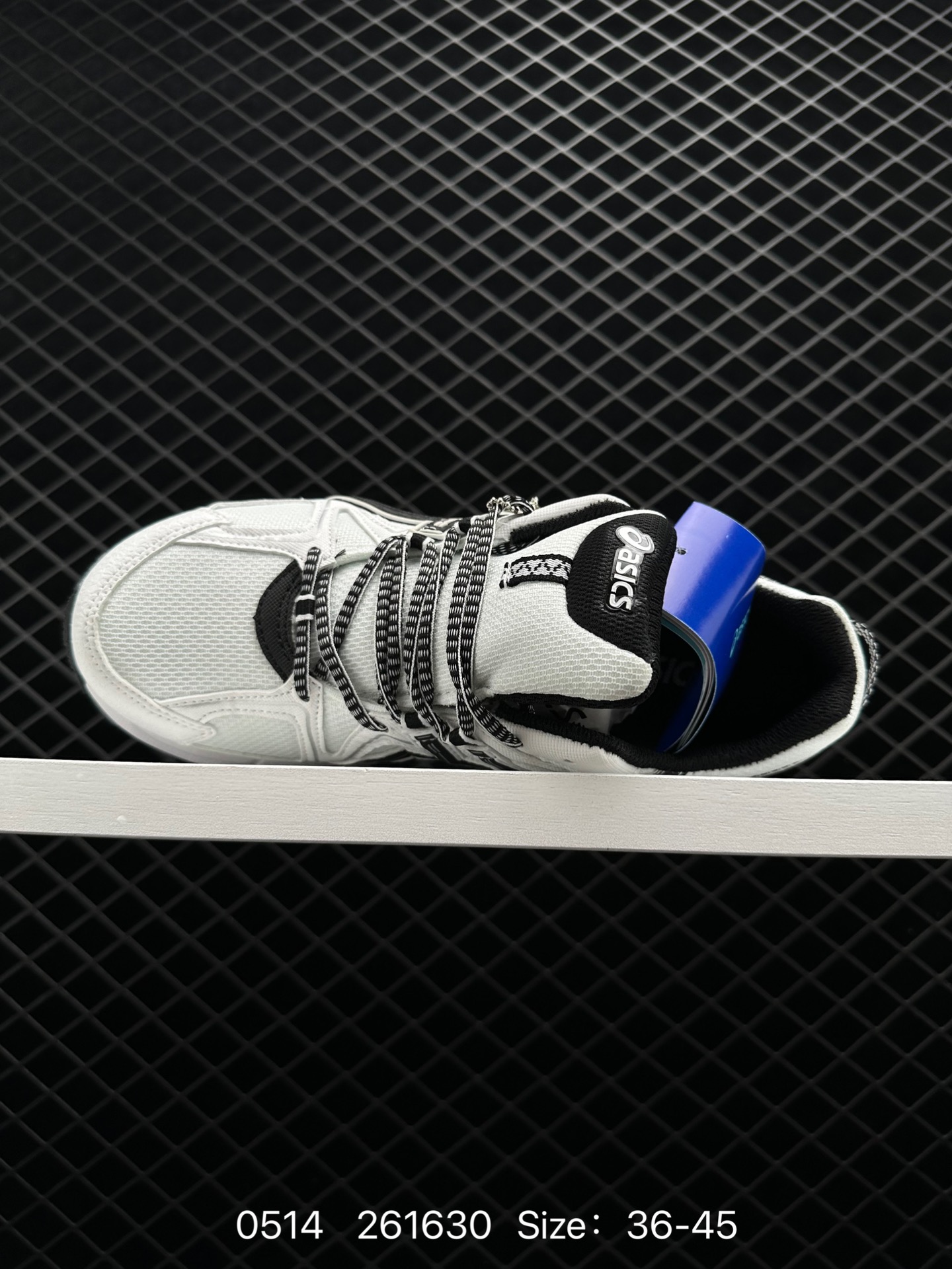 ASICS   GEL-KAHANA 8