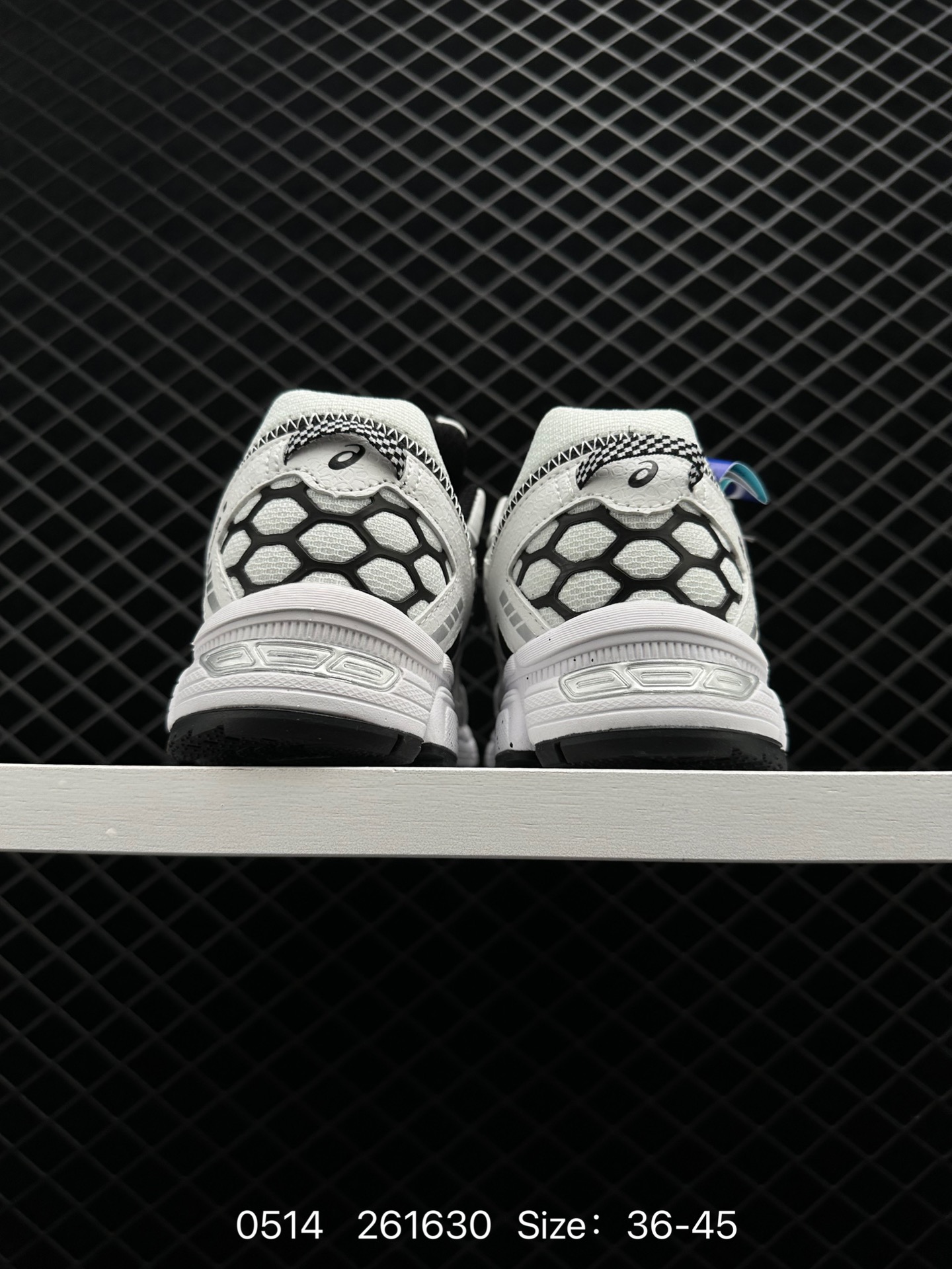 ASICS   GEL-KAHANA 8