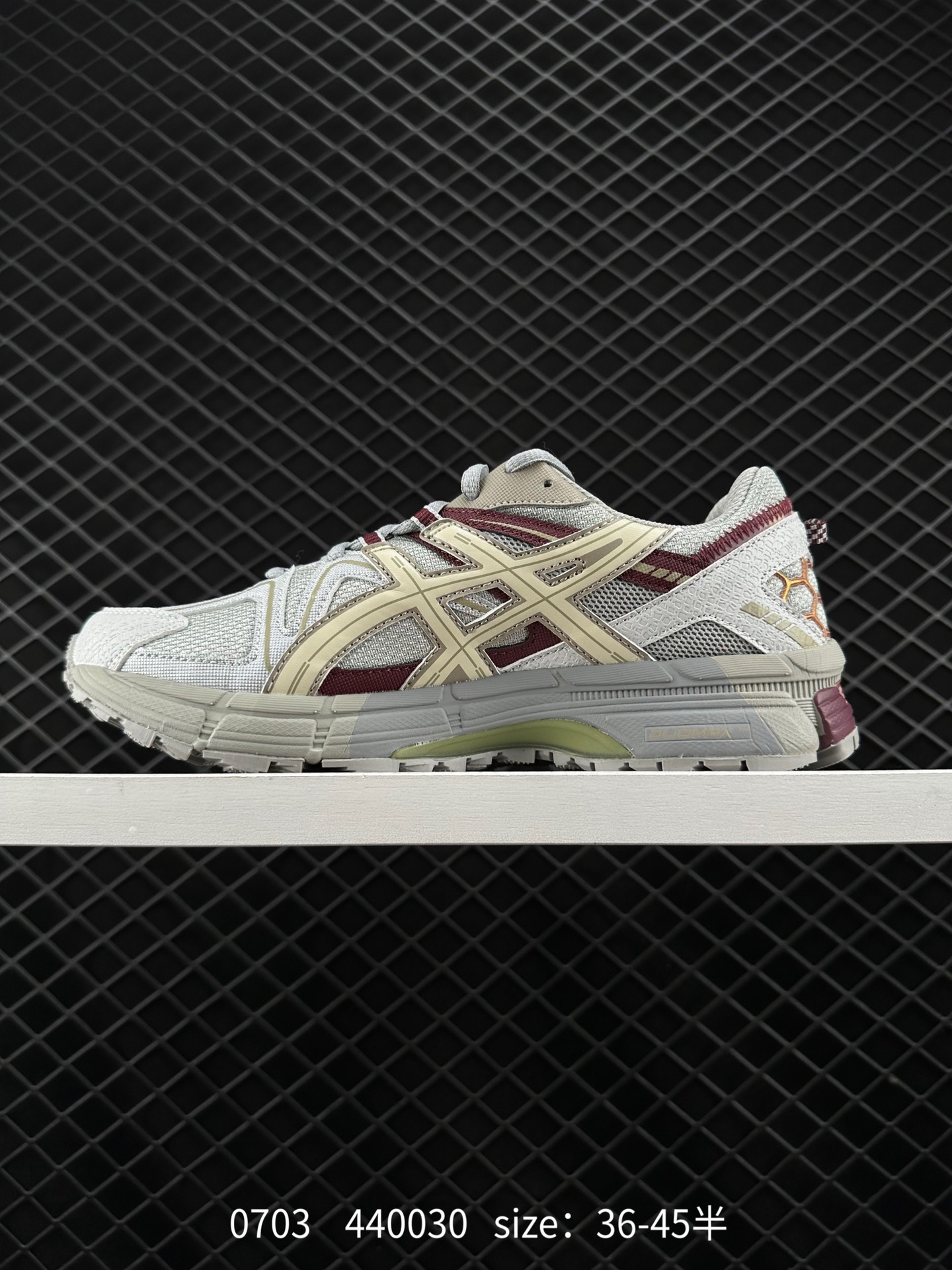 ASICS   GEL-KAHANA 8