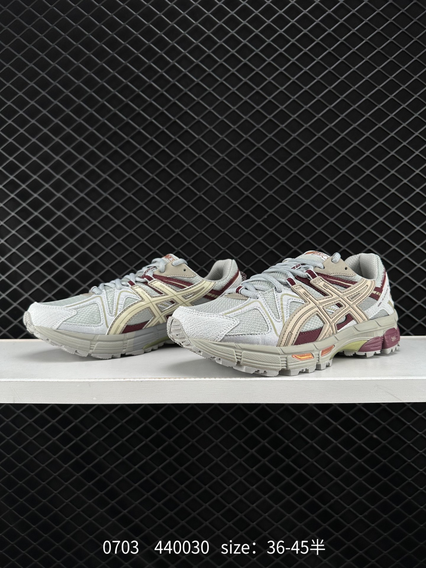 ASICS   GEL-KAHANA 8