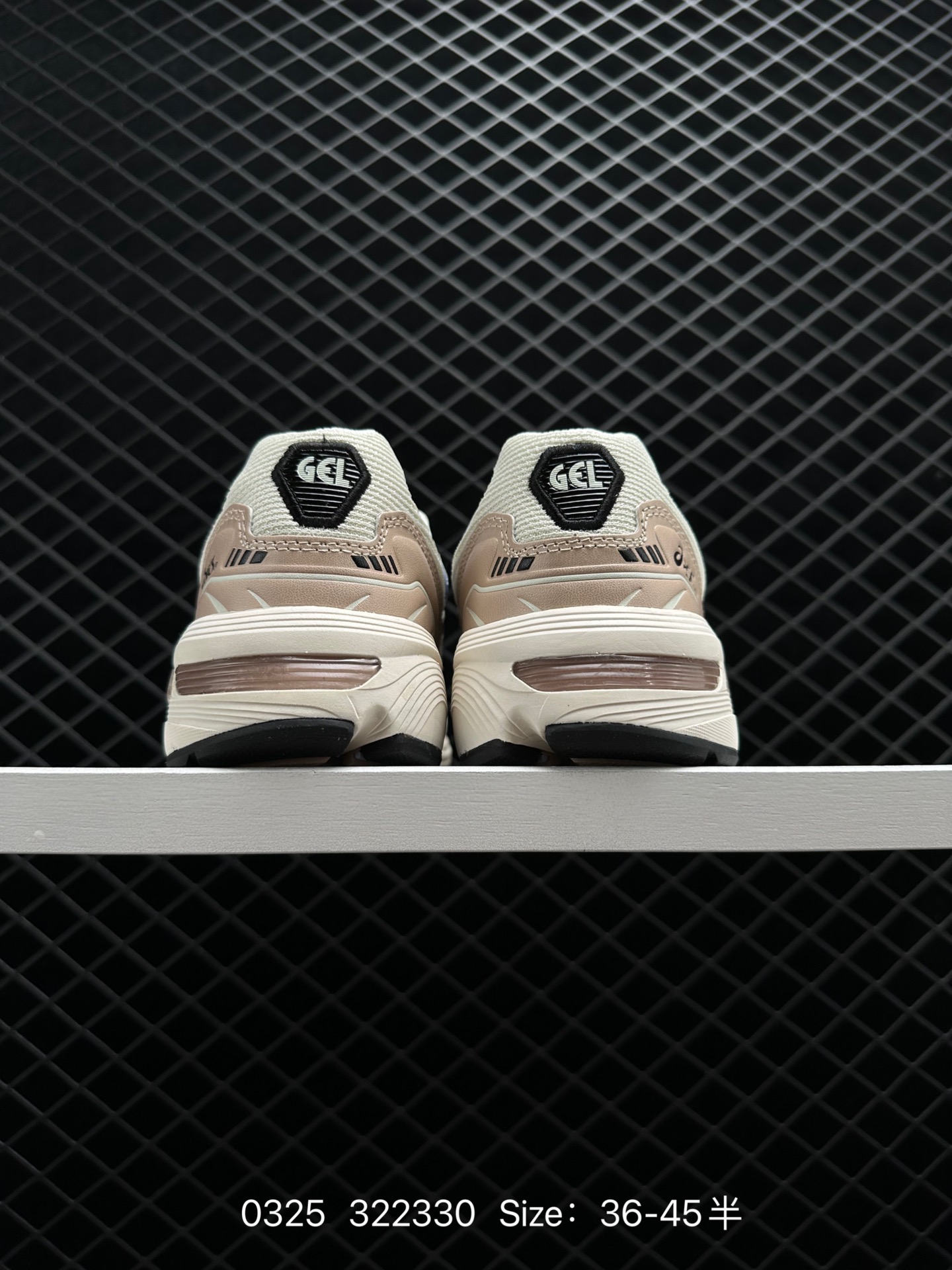 ASICS  Tiger Gel-1090 YY