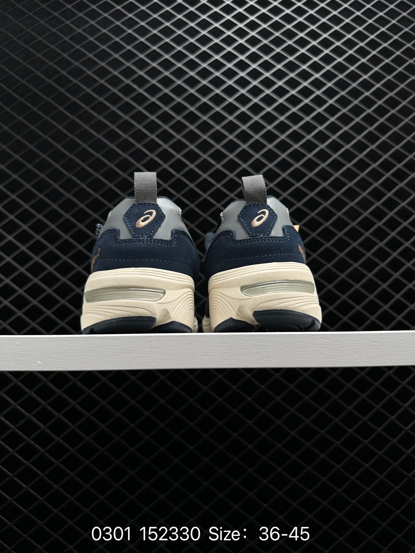 ASICS  Tiger Gel-1090 YY