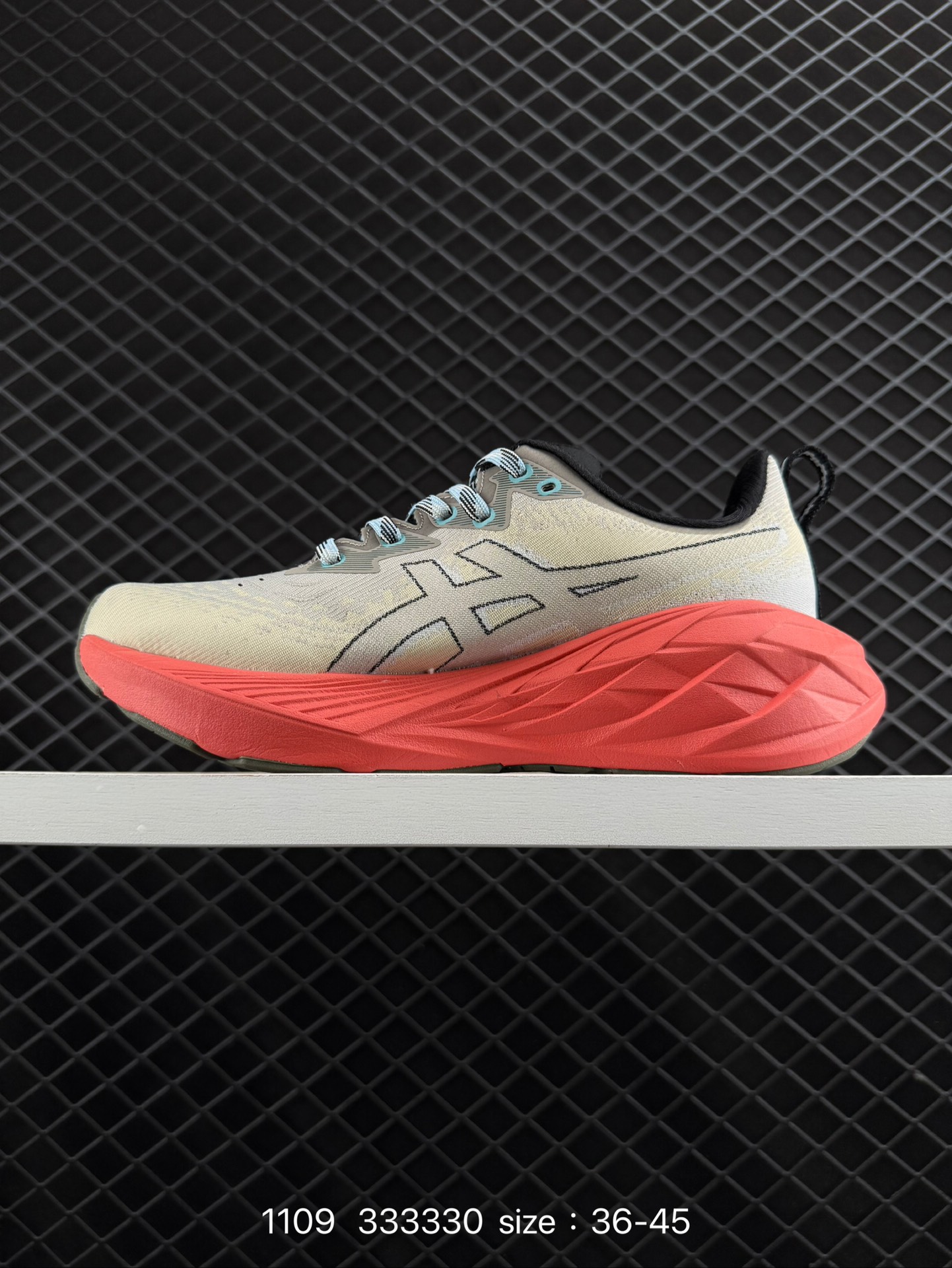 ASICS NOVAVLAST 4