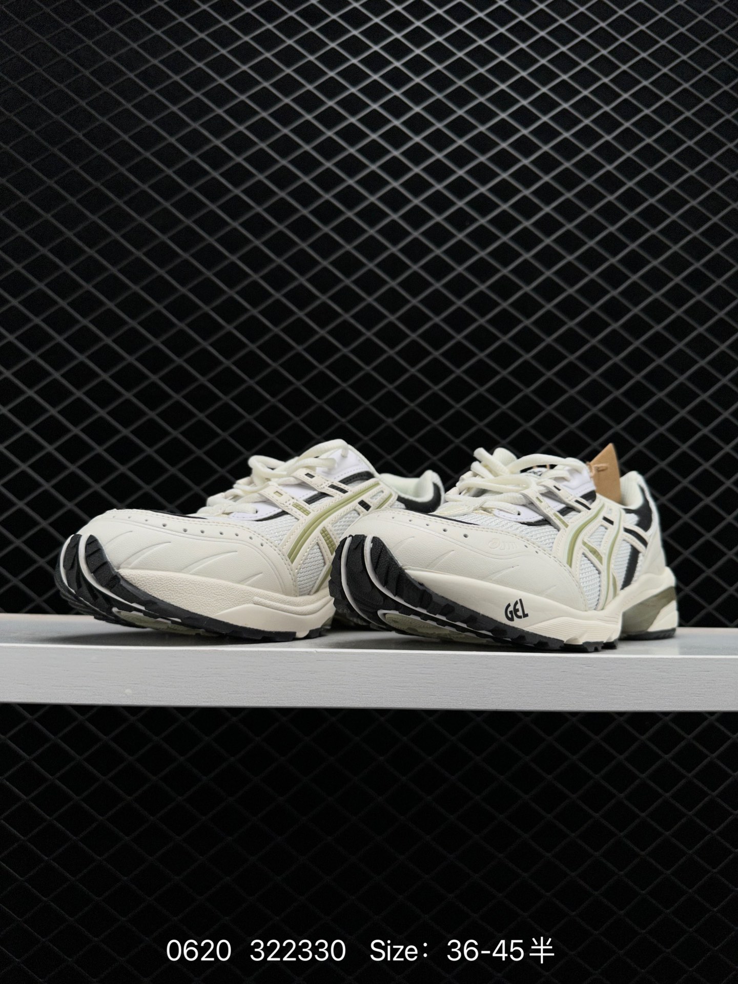 ASICS Tiger GEL-1090