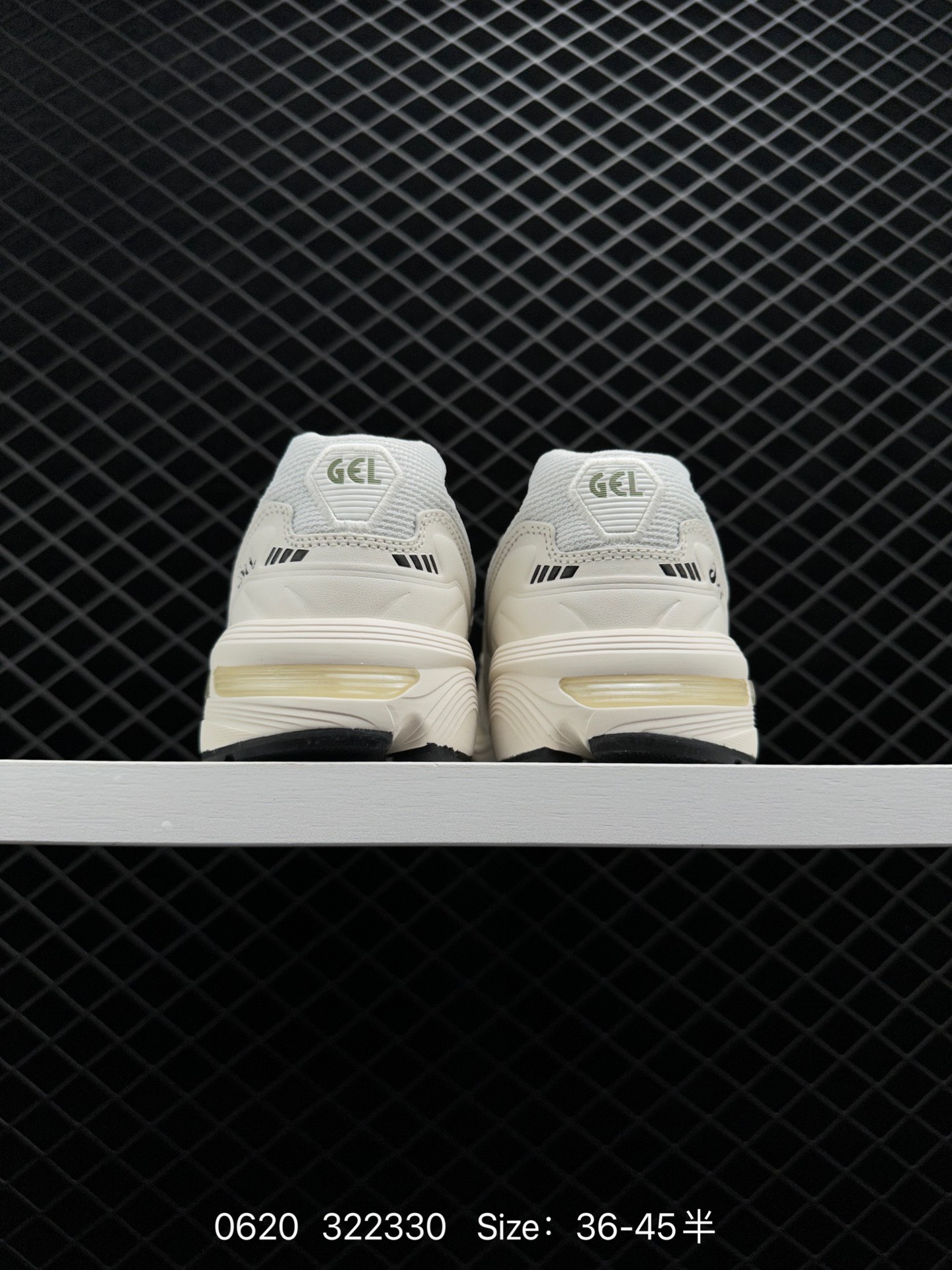 ASICS Tiger GEL-1090