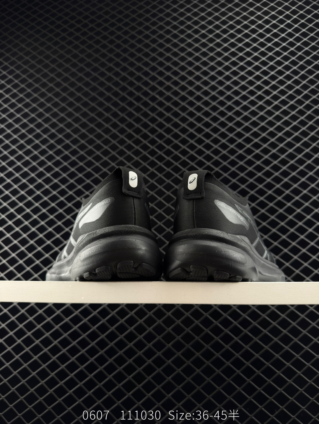 ASICS  GEL-KAYANO 31 PLATINUM