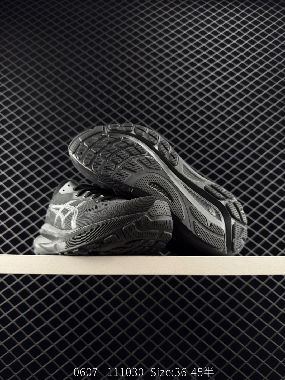 ASICS  GEL-KAYANO 31 PLATINUM