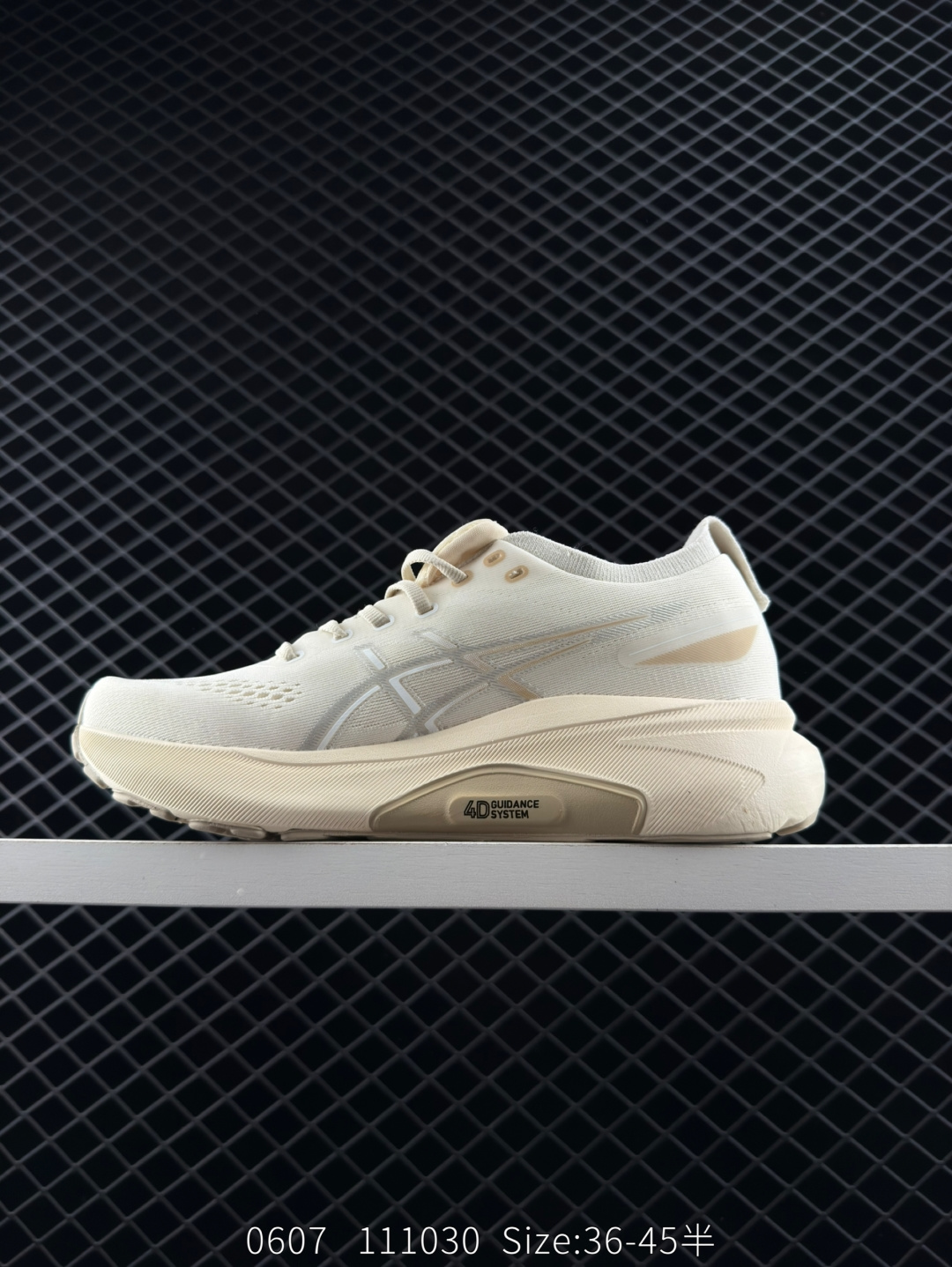 ASICS  GEL-KAYANO 31 PLATINUM