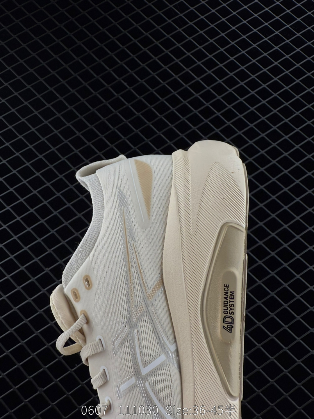 ASICS  GEL-KAYANO 31 PLATINUM