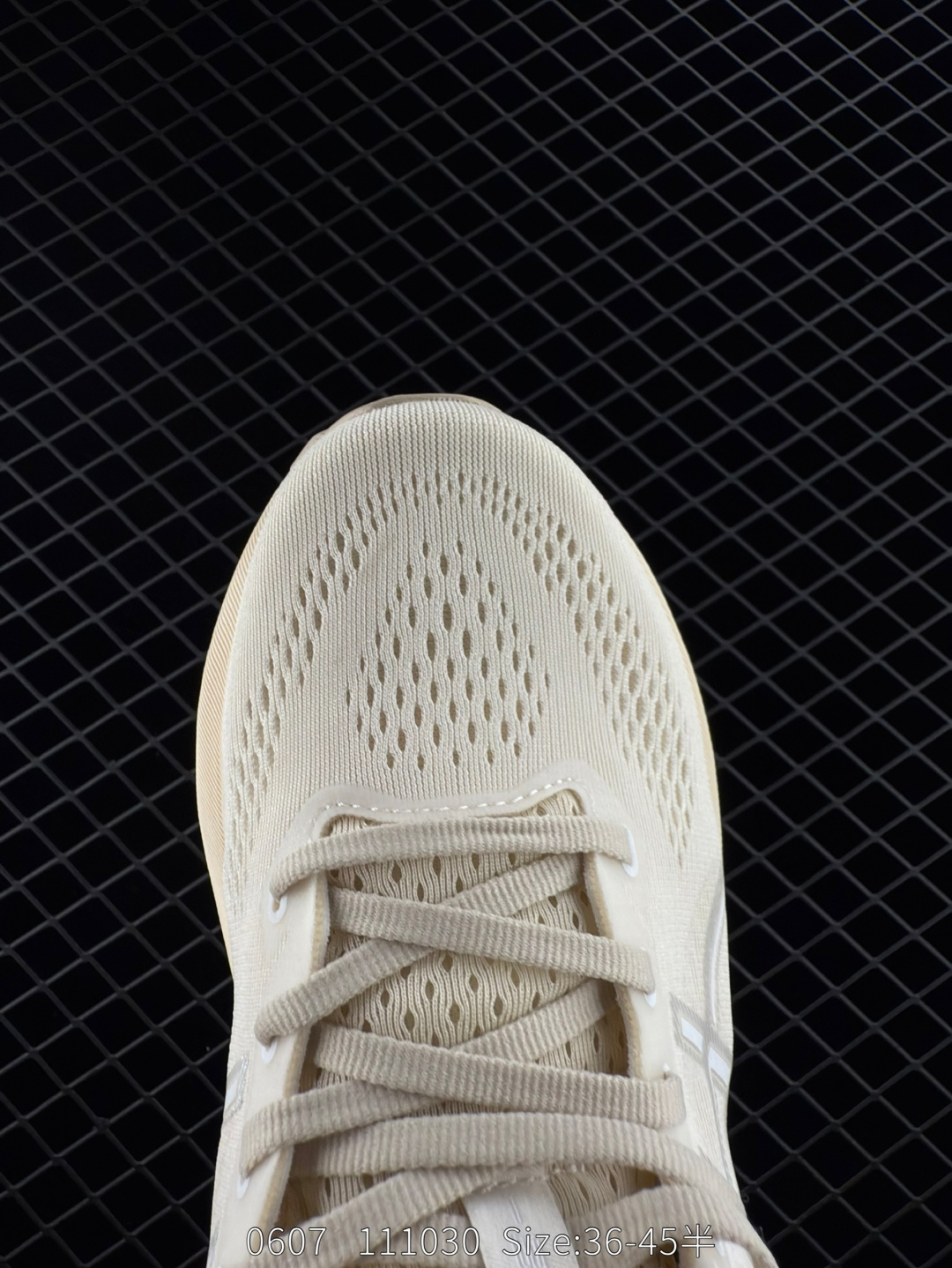 ASICS  GEL-KAYANO 31 PLATINUM