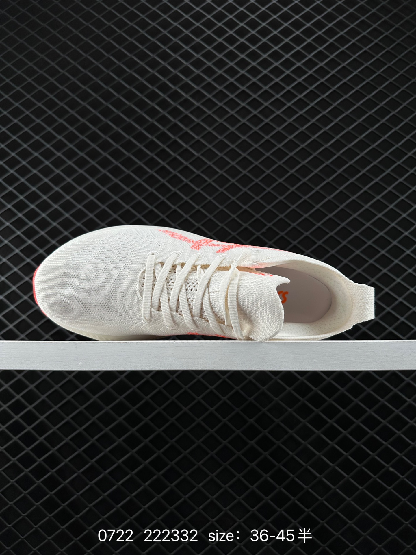 Asics  NIMBUS MIRAI PARIS