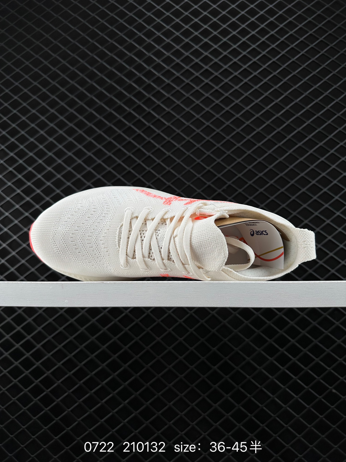 Asics  NIMBUS MIRAI PARIS