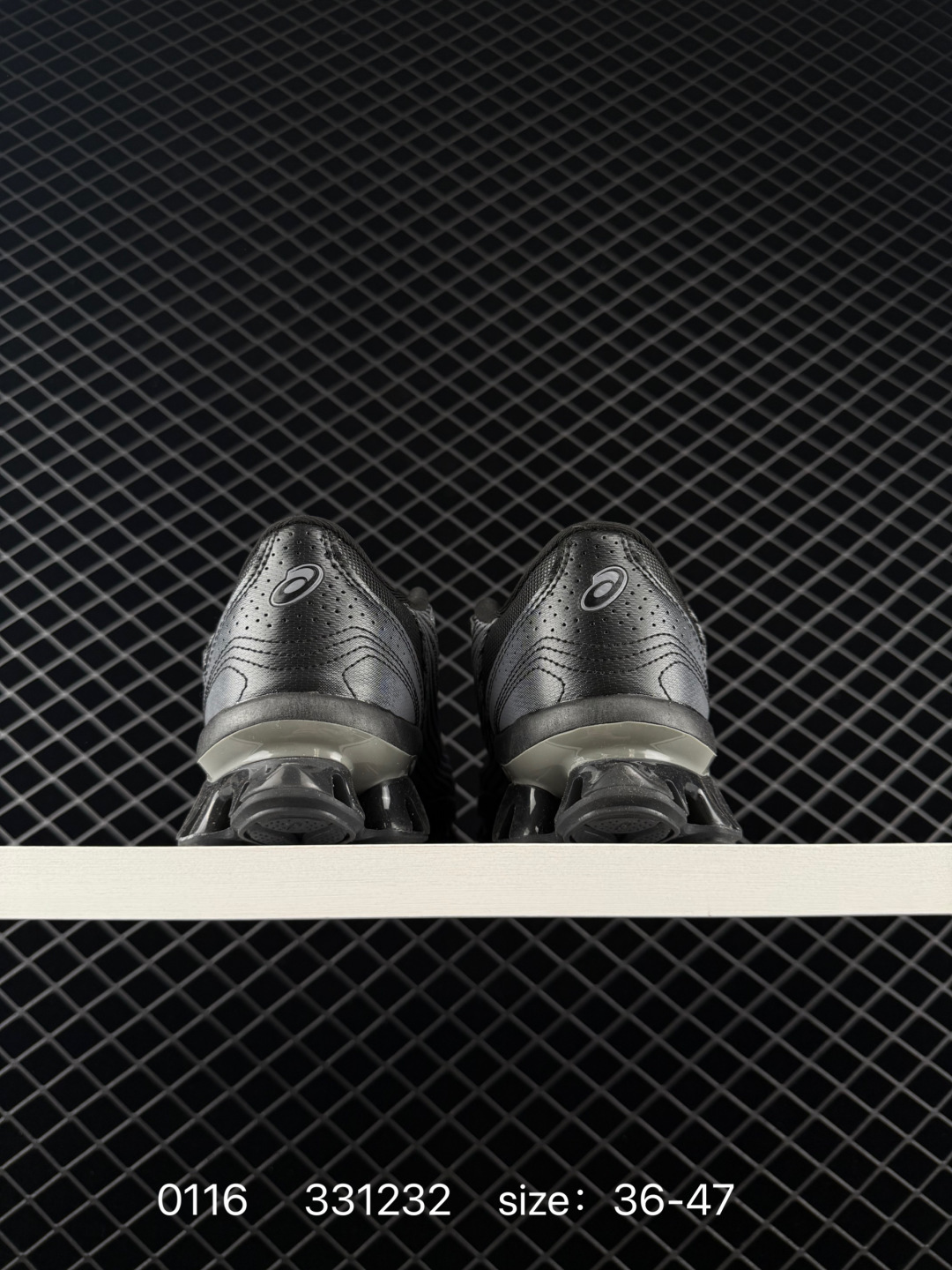 ASICS GEL-QUANTUM LEVITRACK