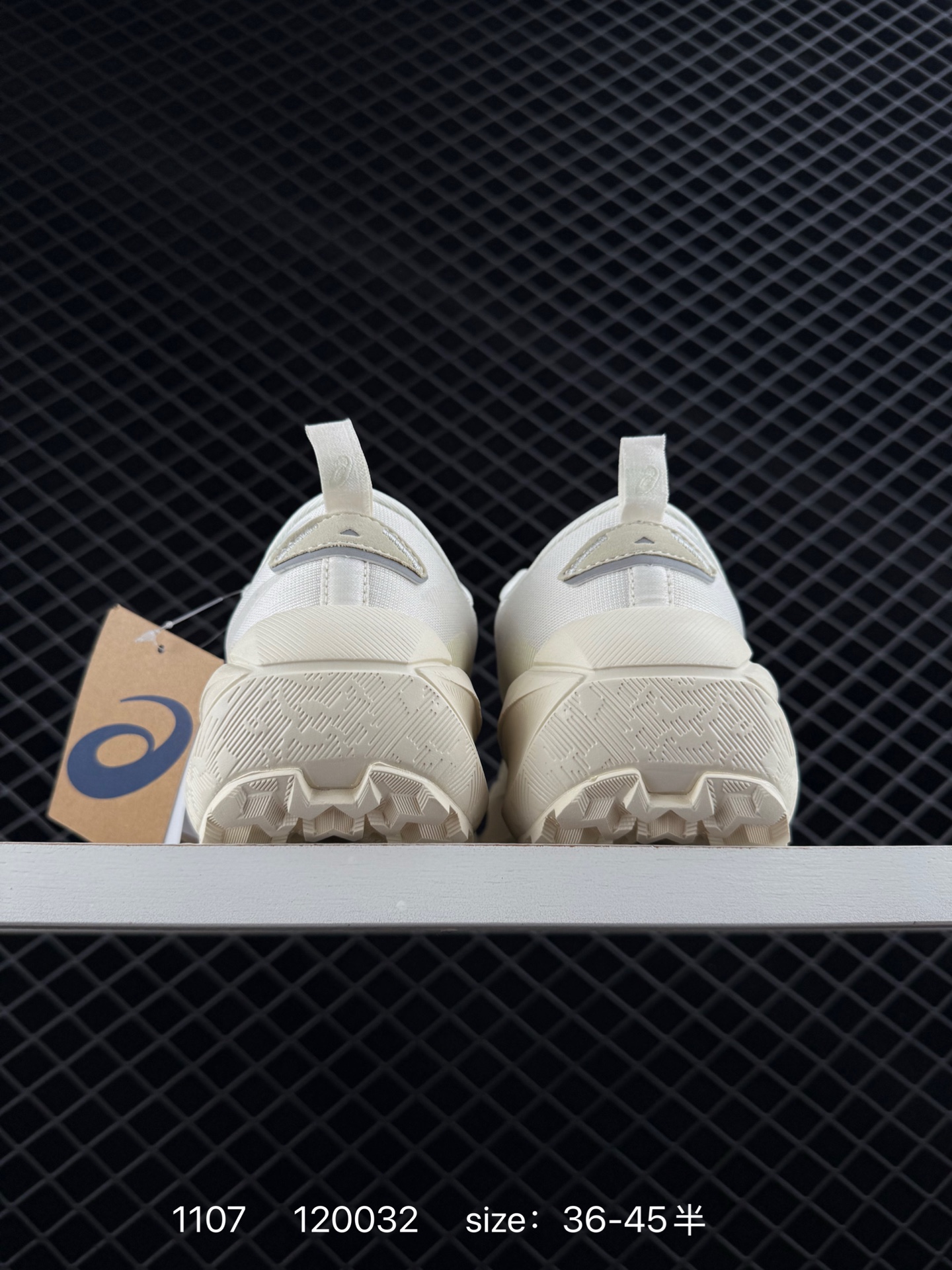 ASICS GEL-TRABUCO MAX 4