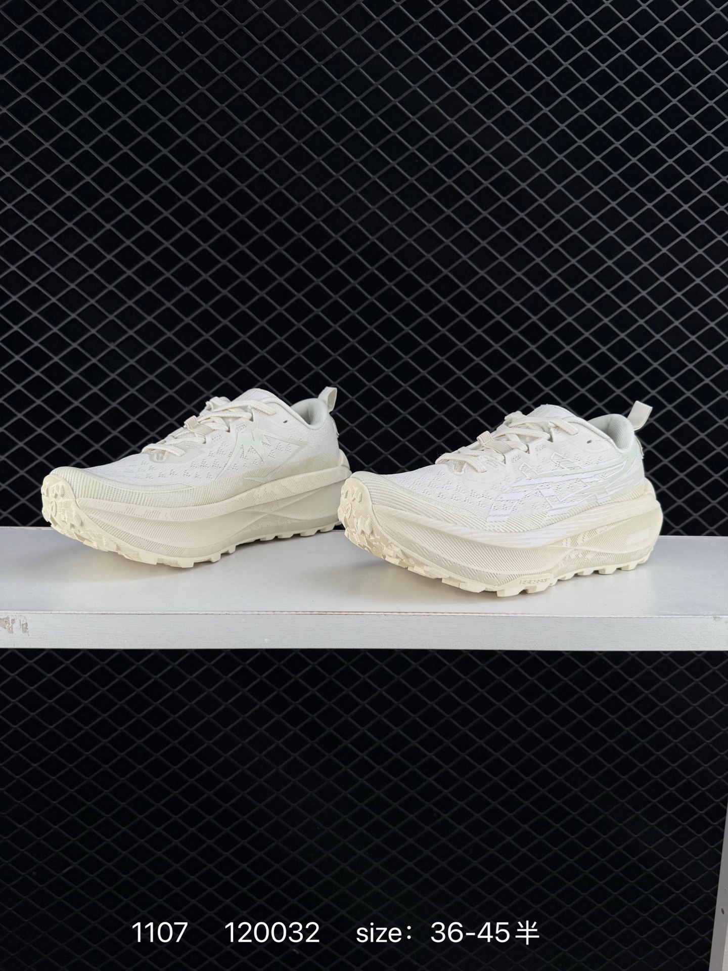 ASICS GEL-TRABUCO MAX 4