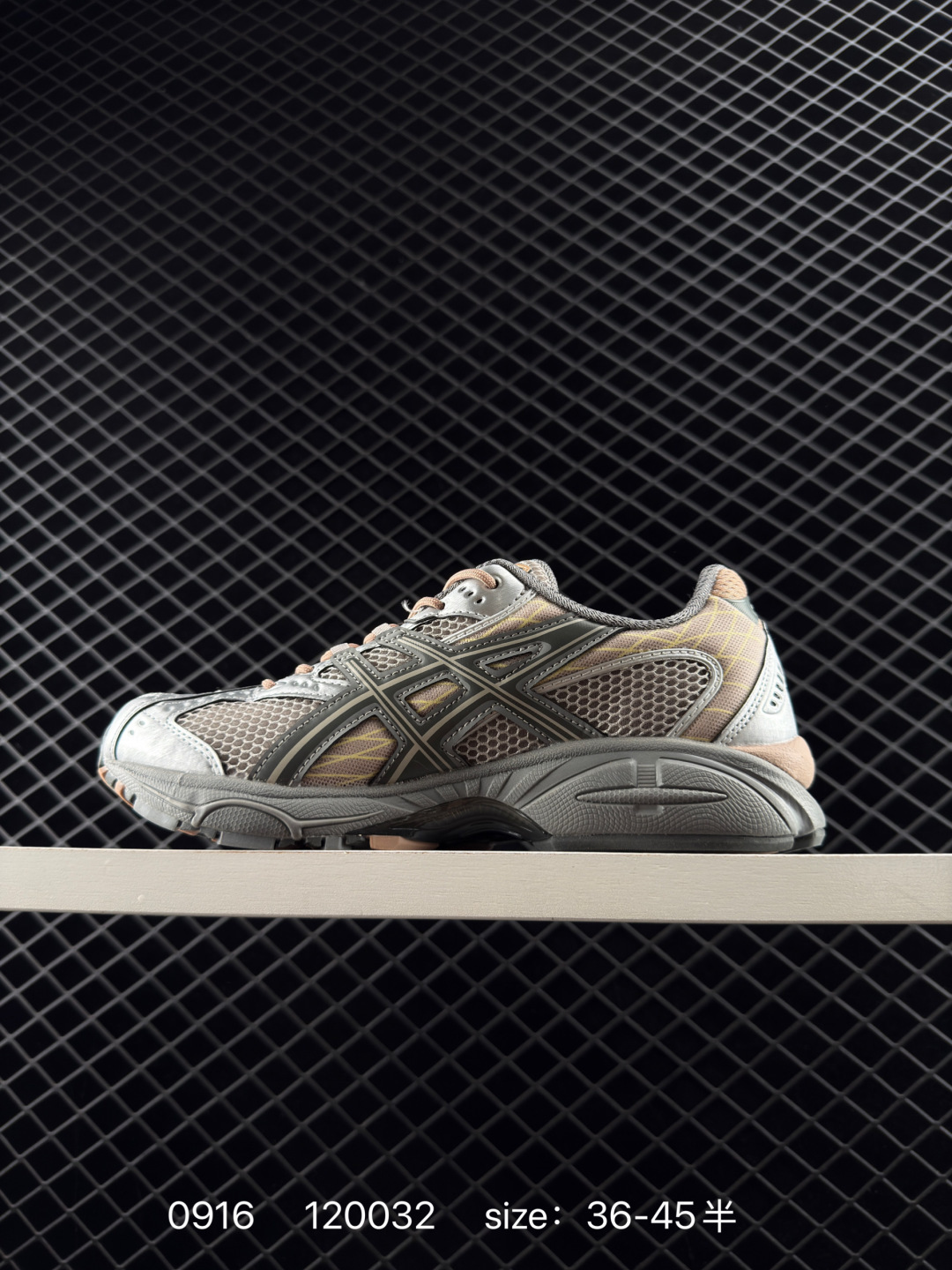 ASICS Gel-Nimbus 10.1”Piedmont Grey“