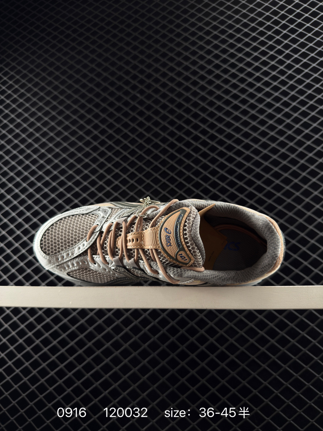 ASICS Gel-Nimbus 10.1”Piedmont Grey“