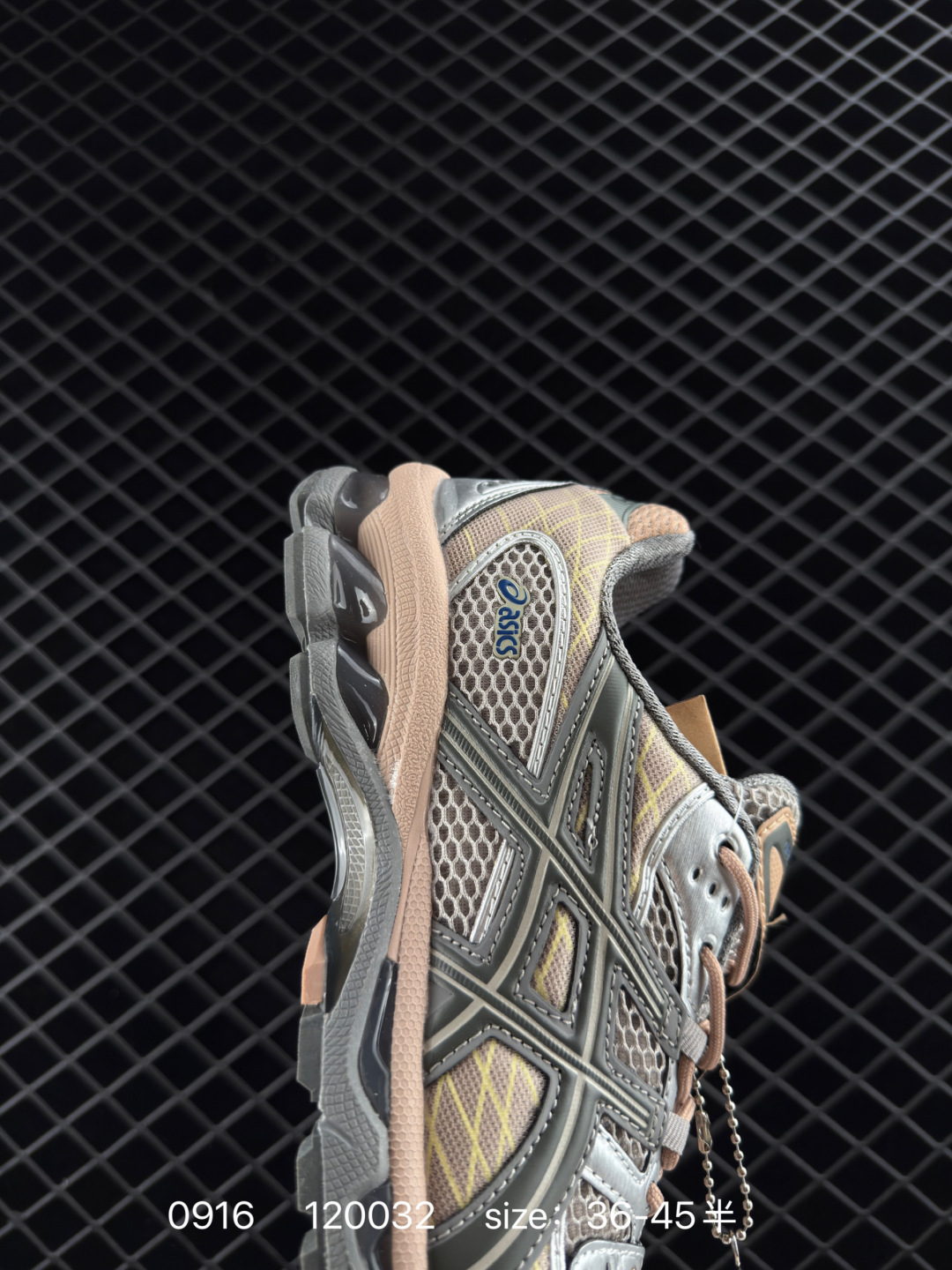 ASICS Gel-Nimbus 10.1”Piedmont Grey“