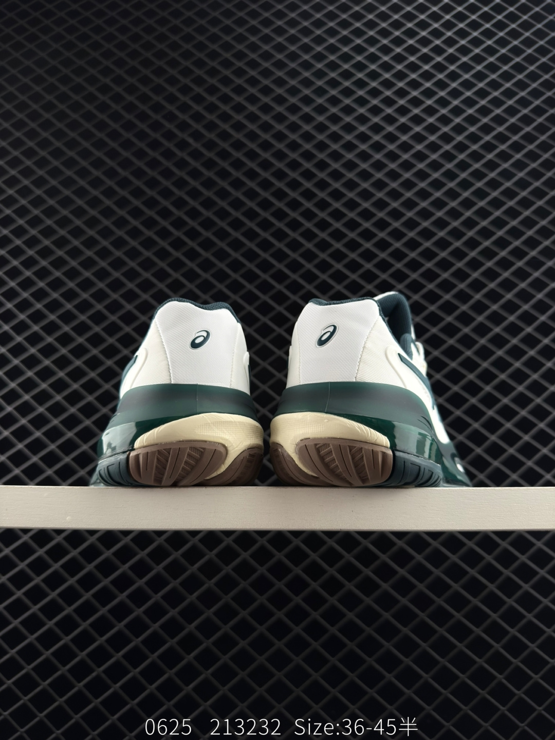 ASICS GEL-RESOLUTION X