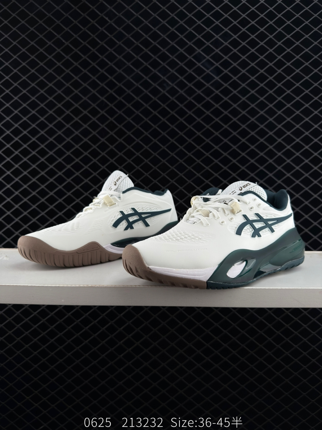 ASICS GEL-RESOLUTION X